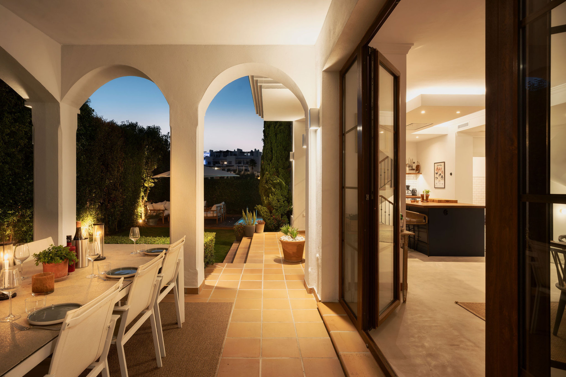 Renovated 4-Bedroom Villa with Sea Views, Private Pool and Mediterranean Garden in Estepona · Photo 25