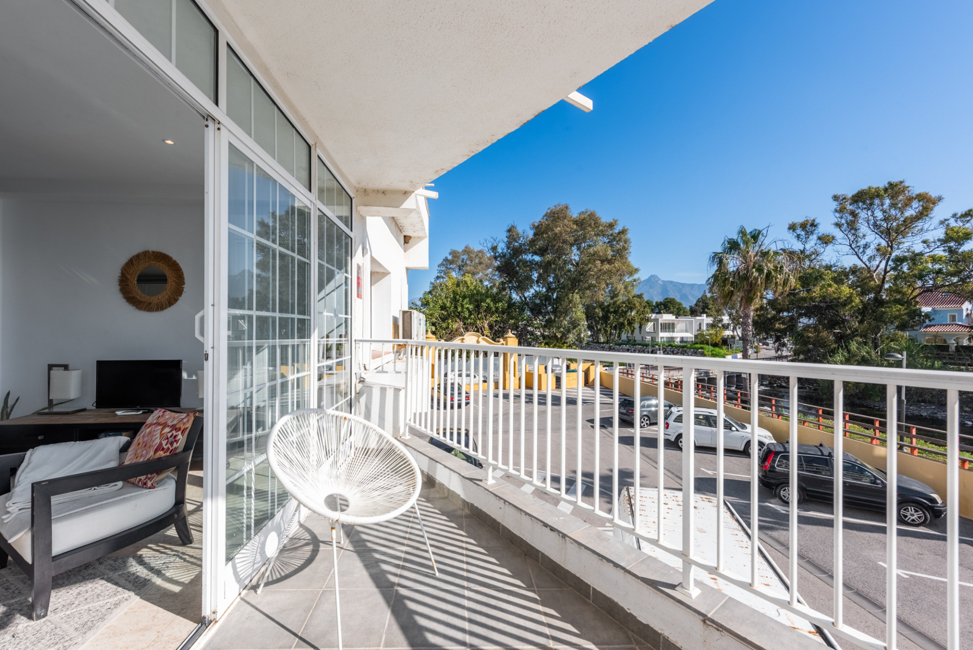 Beach front apartment for sale. · Photo 9