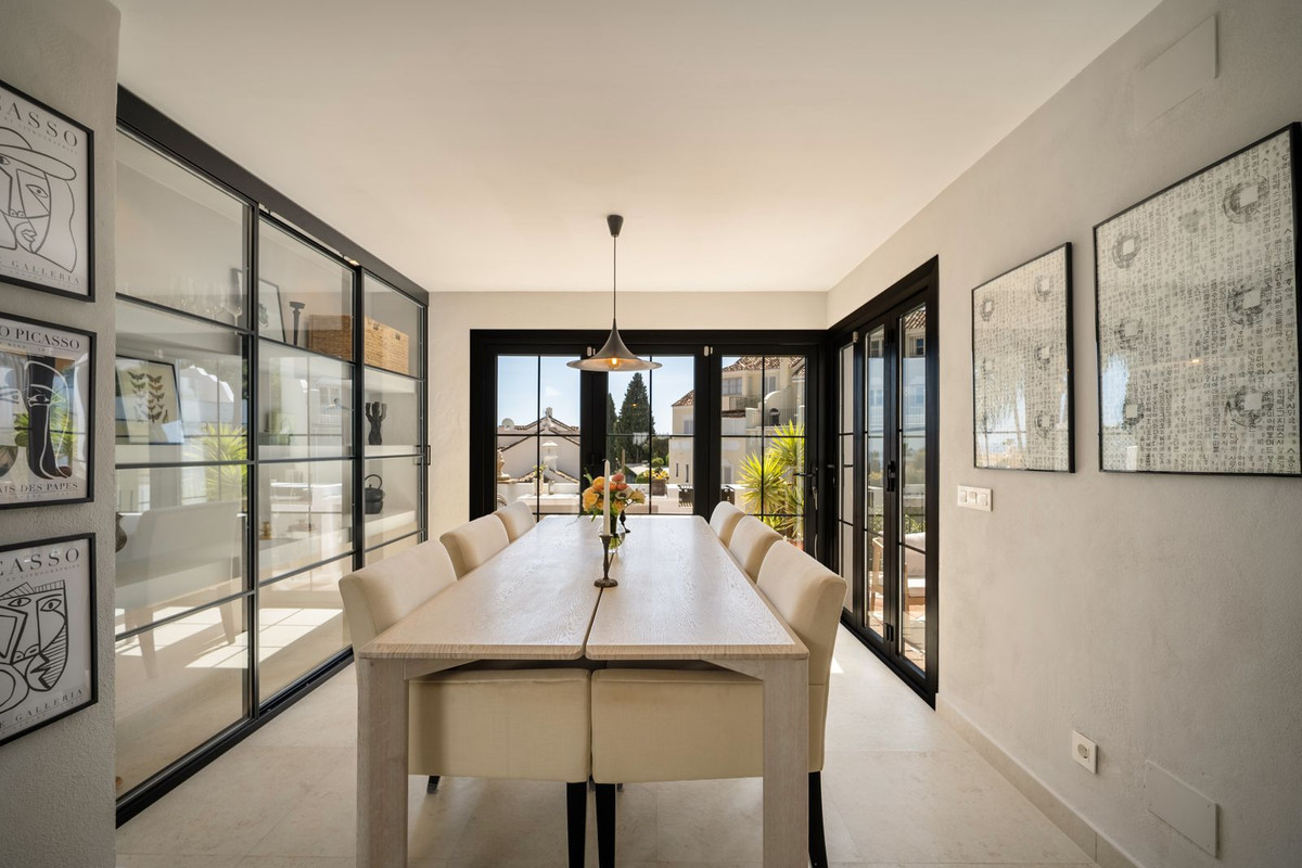 4 Bedrooms - Sea Views - Blend of Andalusian Heritage and Nordic Sophistication on the Golden Mile · Photo 14