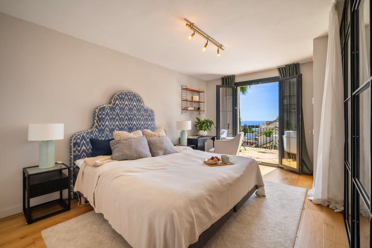 4 Bedrooms - Sea Views - Blend of Andalusian Heritage and Nordic Sophistication on the Golden Mile · Photo 22