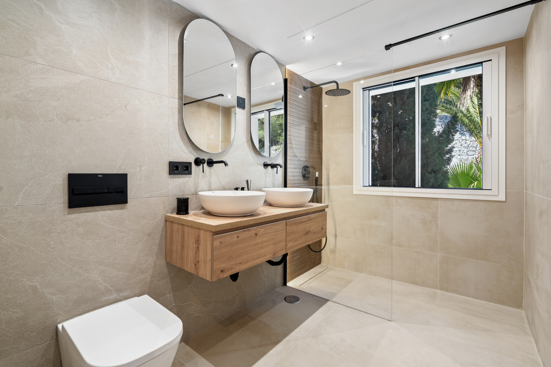fully renovated penthouse in Los Arcos de La Quinta · Photo 11