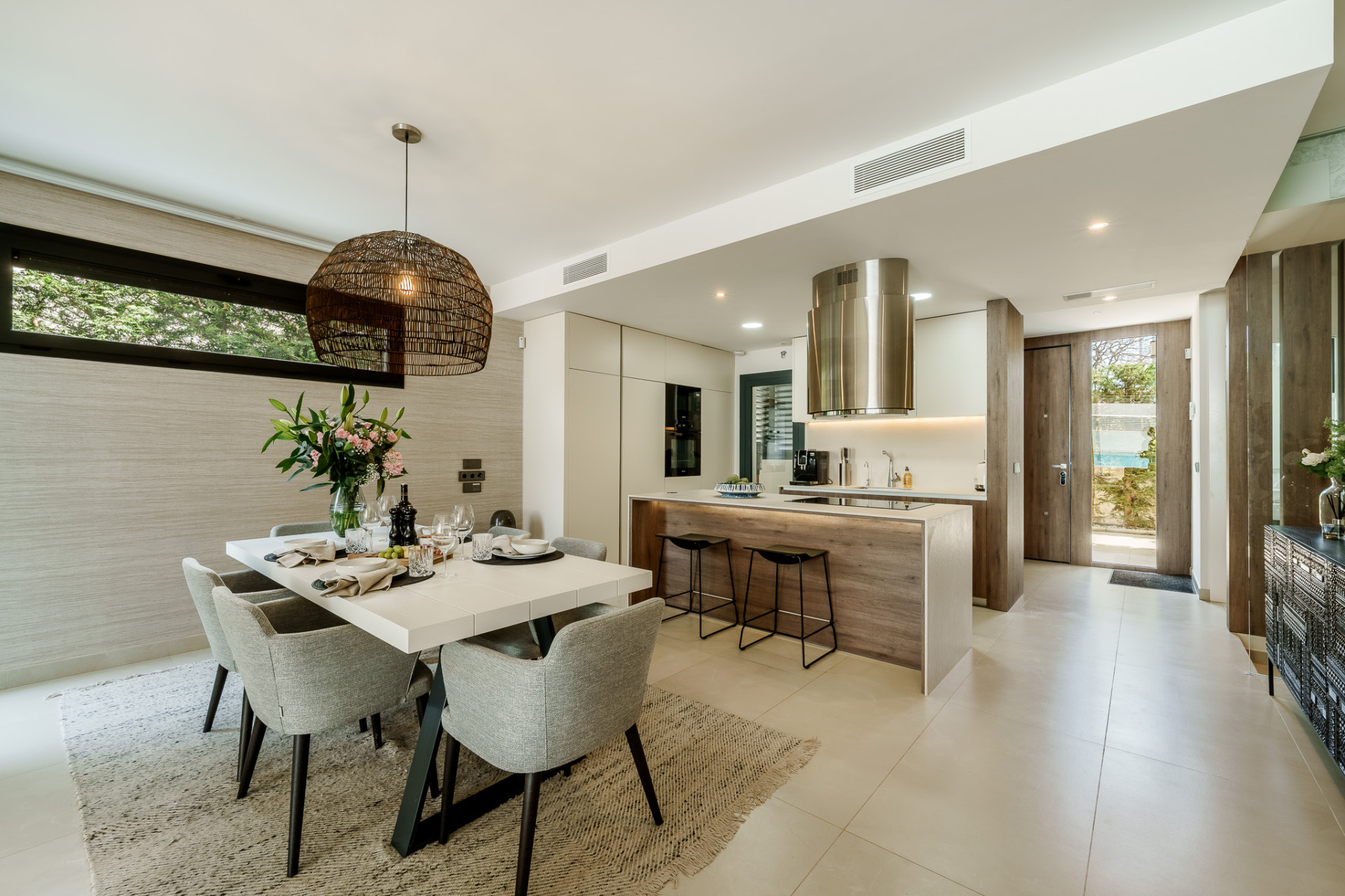 Exclusive contemporary beachside semi-detached villa · Photo 14