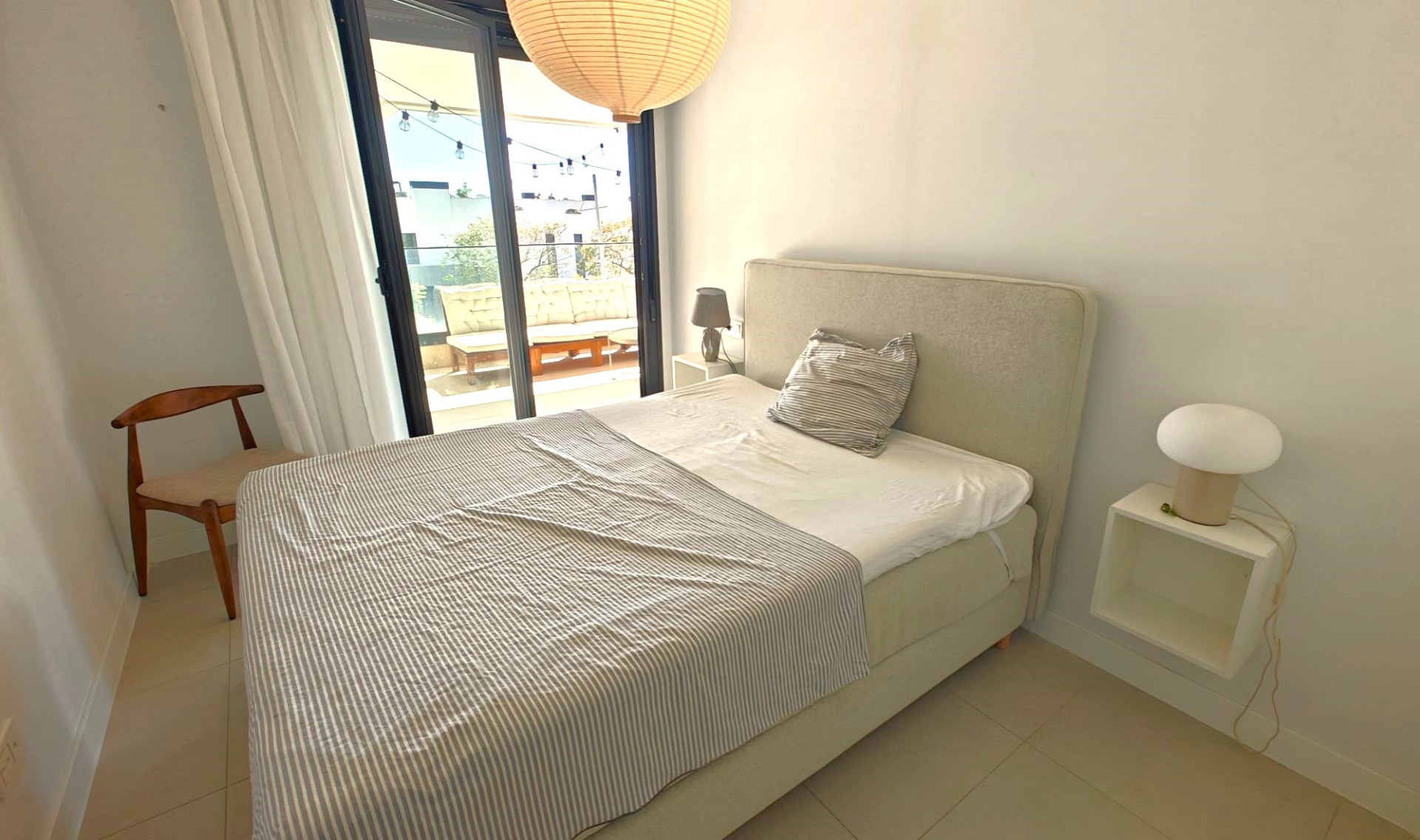 Rare 4-Bedroom Apartment with Stunning Sea Views & 43 m² Terrace · Photo 13