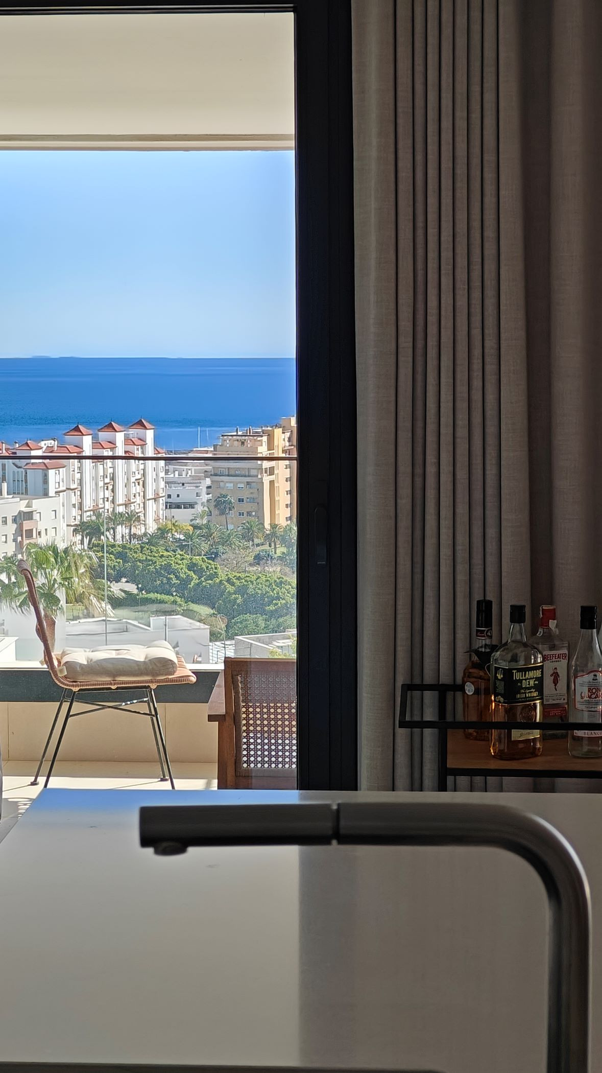 Rare 4-Bedroom Apartment with Stunning Sea Views & 43 m² Terrace · Photo 24