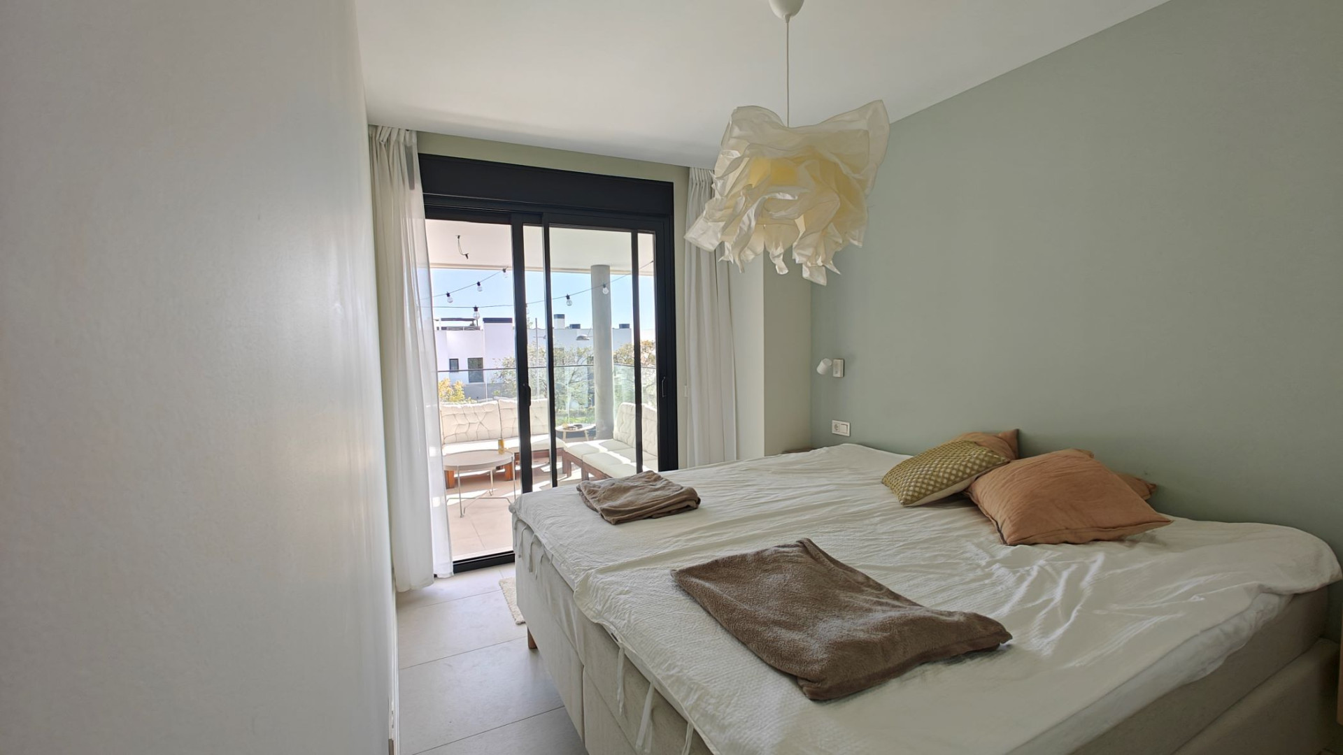 Rare 4-Bedroom Apartment with Stunning Sea Views & 43 m² Terrace · Photo 14