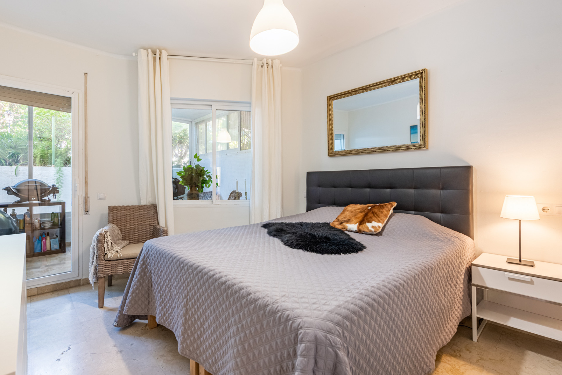 Beautiful two bedroom ground floor apartment, located in the sought-after Birdie Club community in Río Real, Marbella · Photo 11