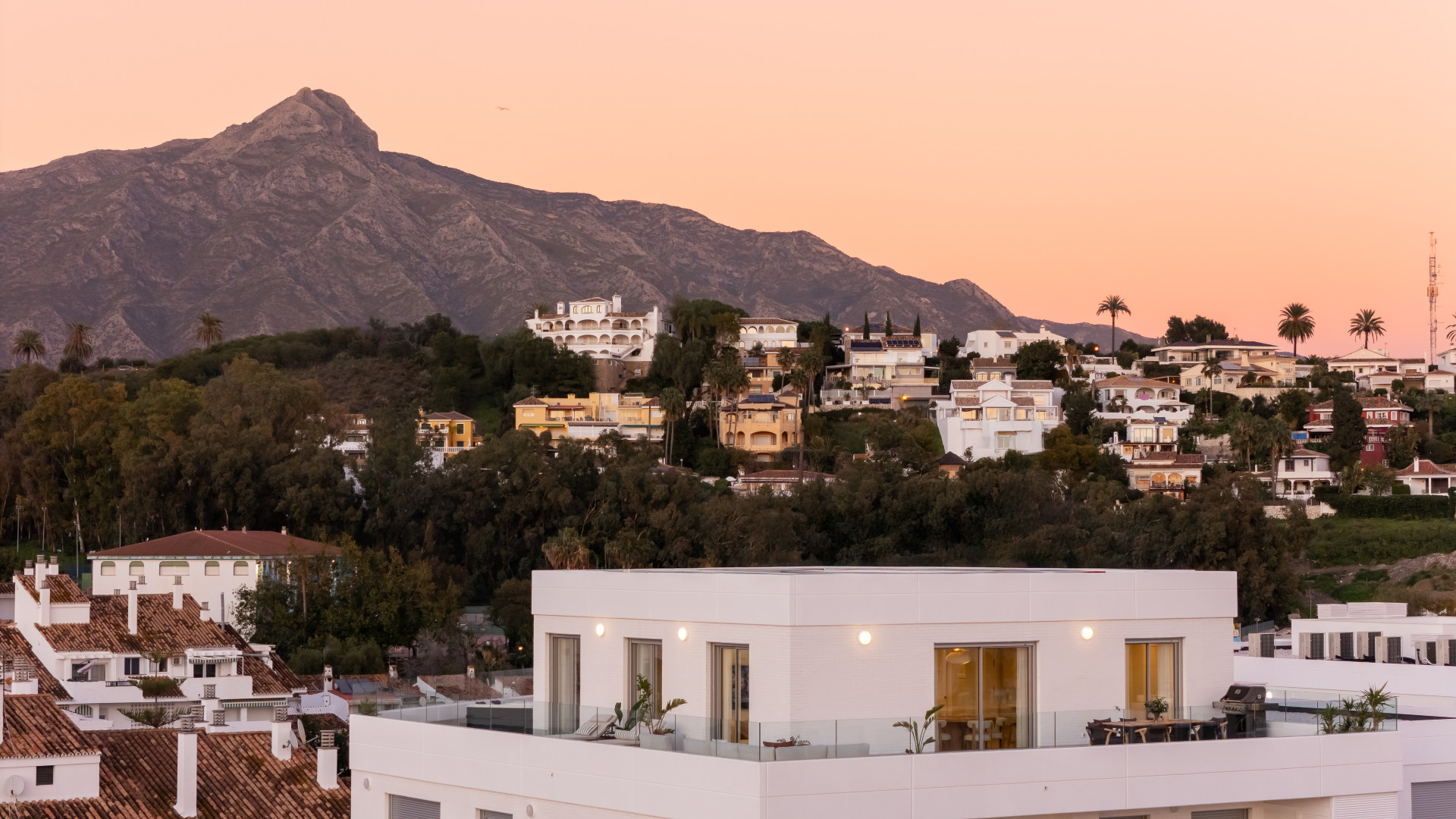 Exclusive True Penthouse in La Campana with 4 Bedrooms. · Photo 31