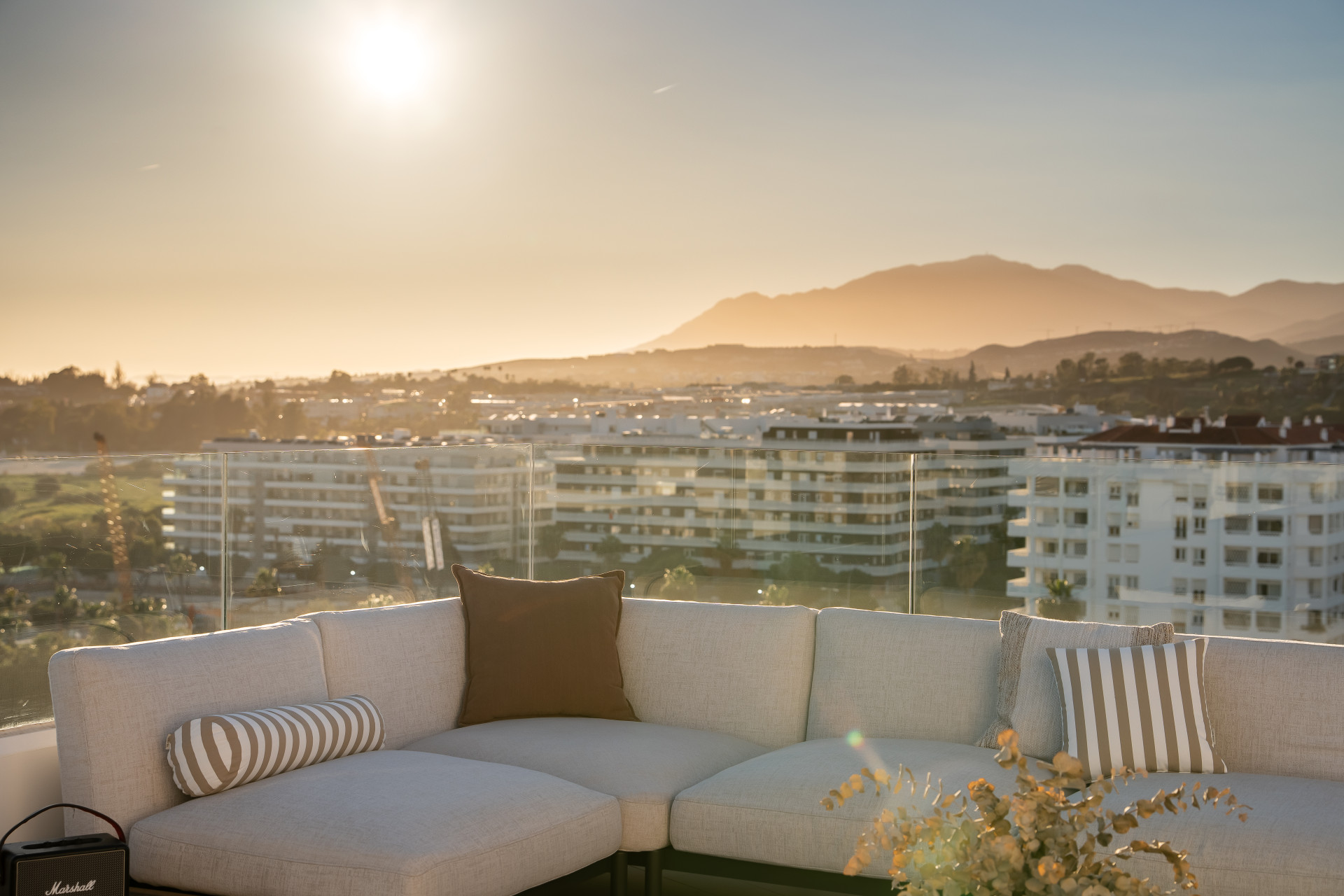Exclusive True Penthouse in La Campana with 4 Bedrooms. · Photo 24