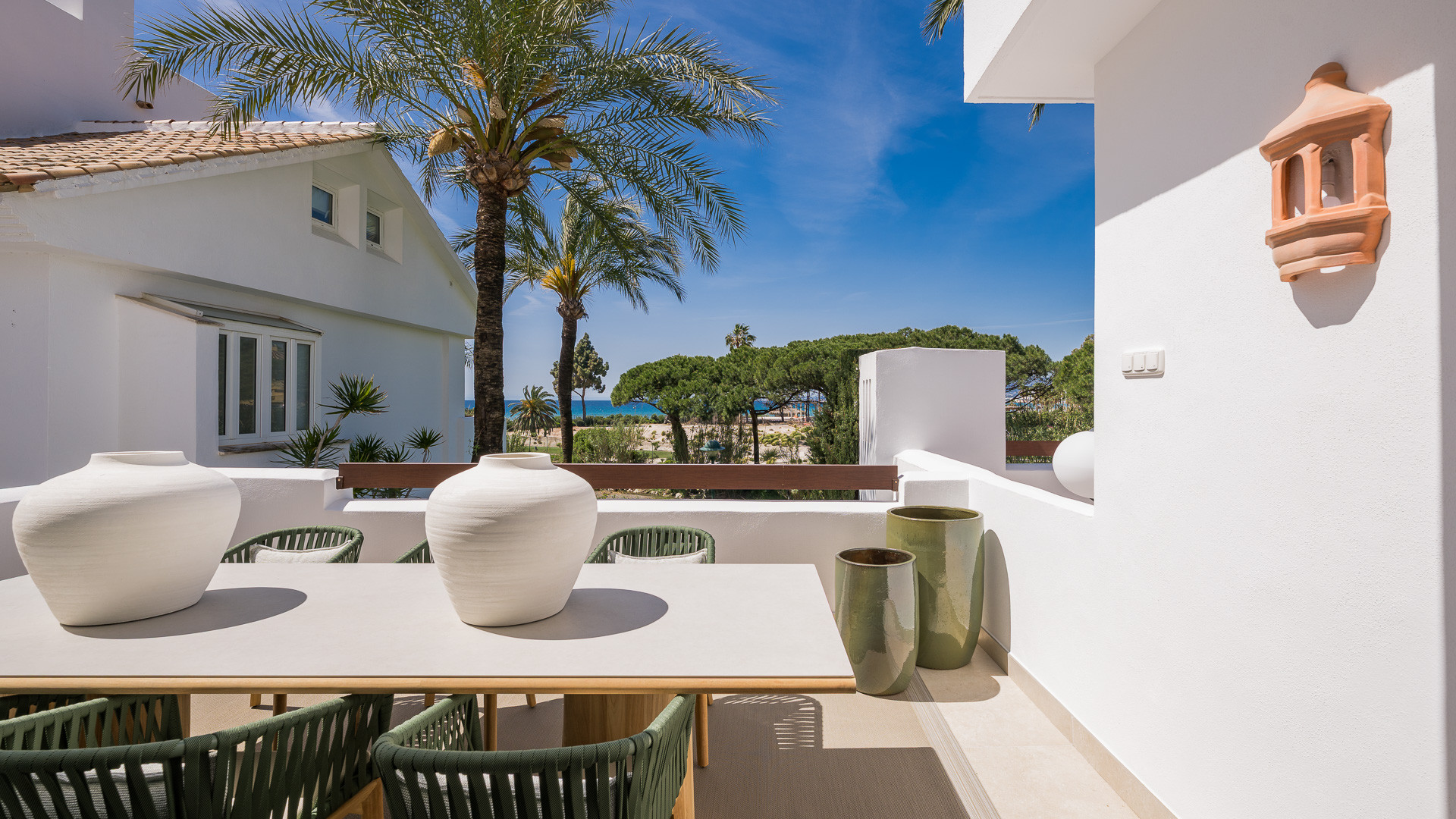 Luxury Beachfront Apartment, Los Monteros Palm Beach · Photo 29