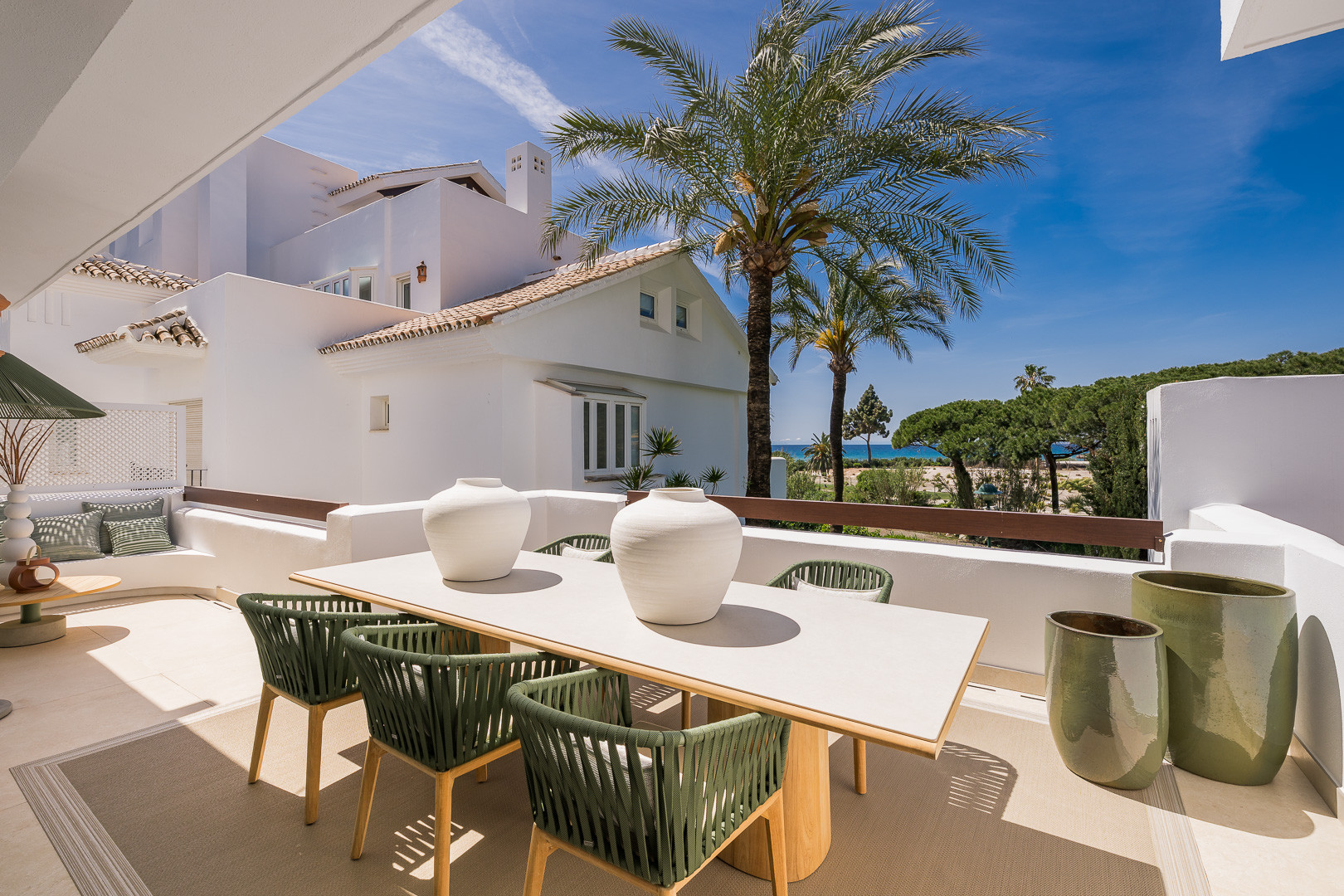Luxury Beachfront Apartment, Los Monteros Palm Beach · Photo 30
