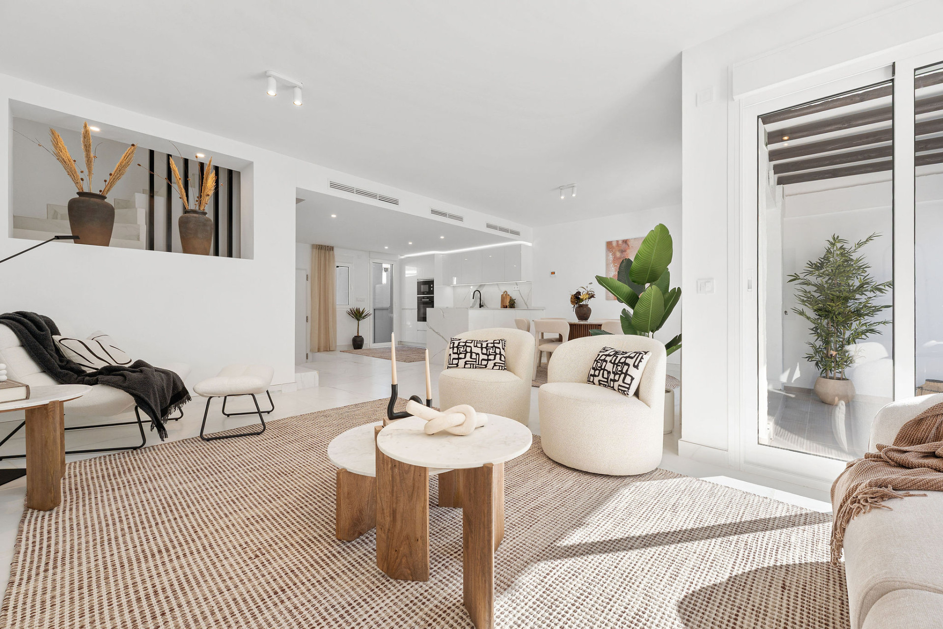 Welcome to this exceptional townhouse where contemporary luxury meets comfort and effortless lifestyle! · Photo 14