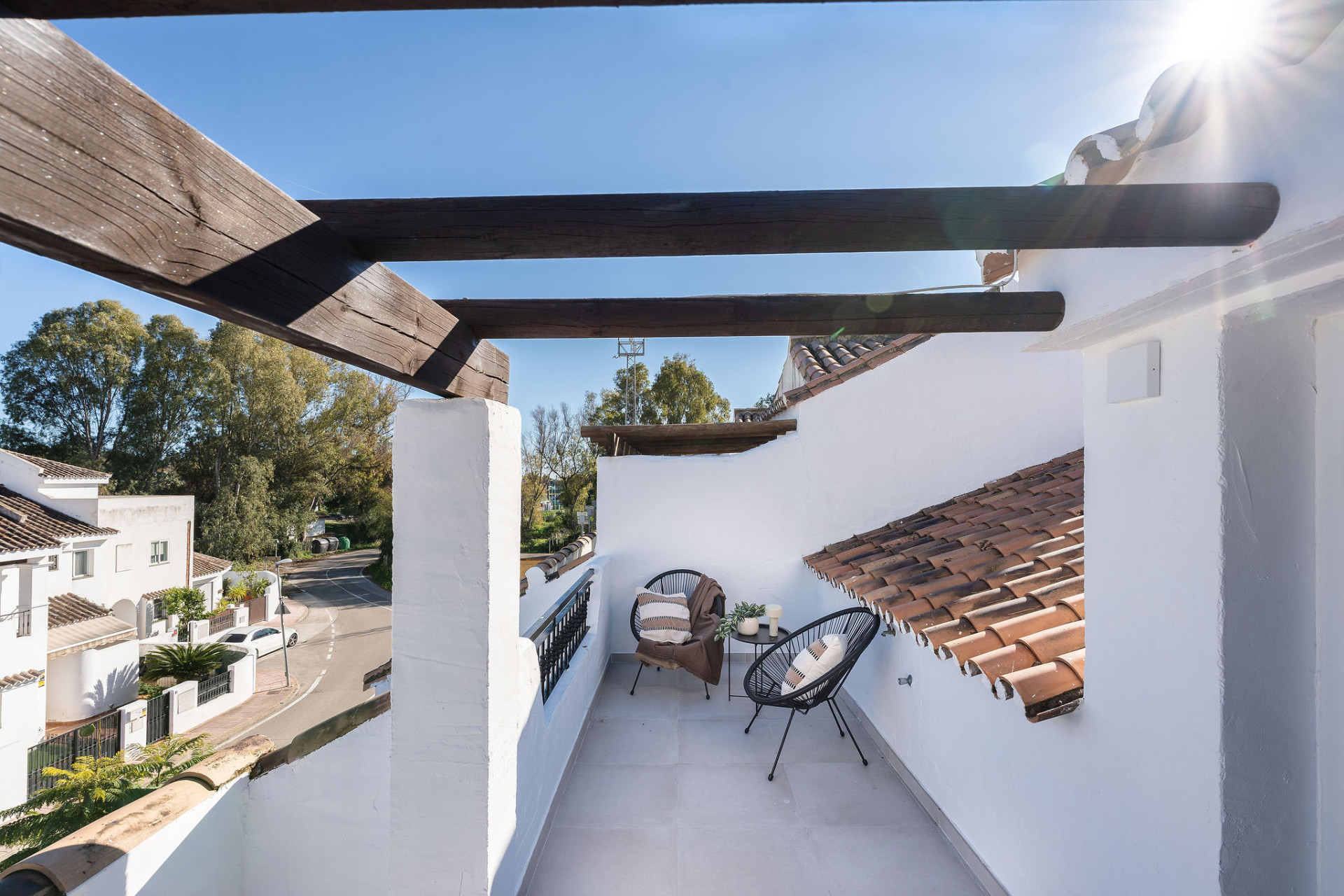 Welcome to this exceptional townhouse where contemporary luxury meets comfort and effortless lifestyle! · Photo 28