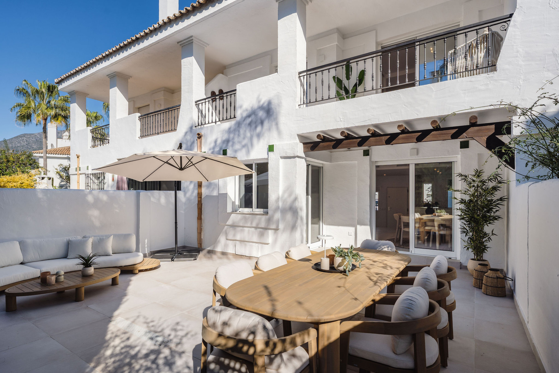 Welcome to this exceptional townhouse where contemporary luxury meets comfort and effortless lifestyle! · Photo 12