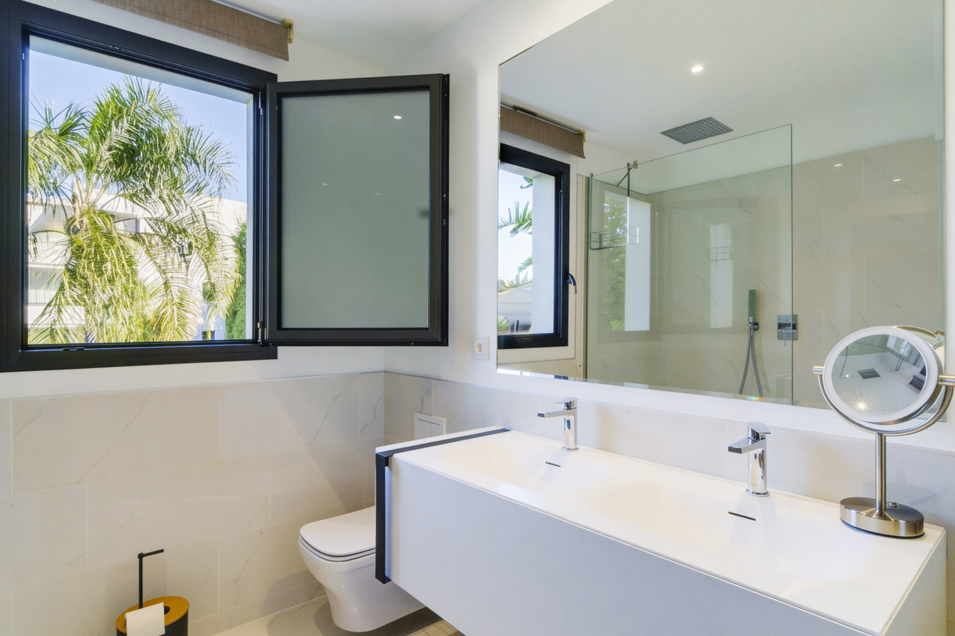 Luxusní apartmán se 3 ložnicemi v komplexu Cataleya, New Golden Mile, Estepona · Fotografie 24