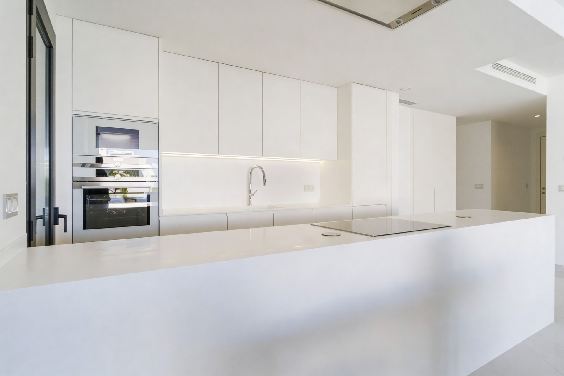 Luxusní apartmán se 3 ložnicemi v komplexu Cataleya, New Golden Mile, Estepona · Fotografie 8