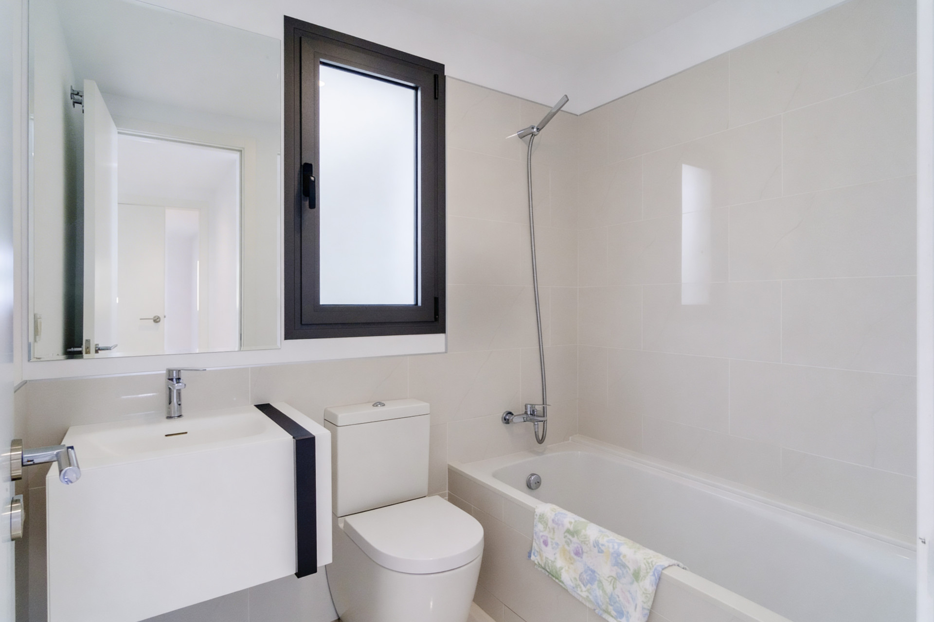 Luxusní apartmán se 3 ložnicemi v komplexu Cataleya, New Golden Mile, Estepona · Fotografie 29