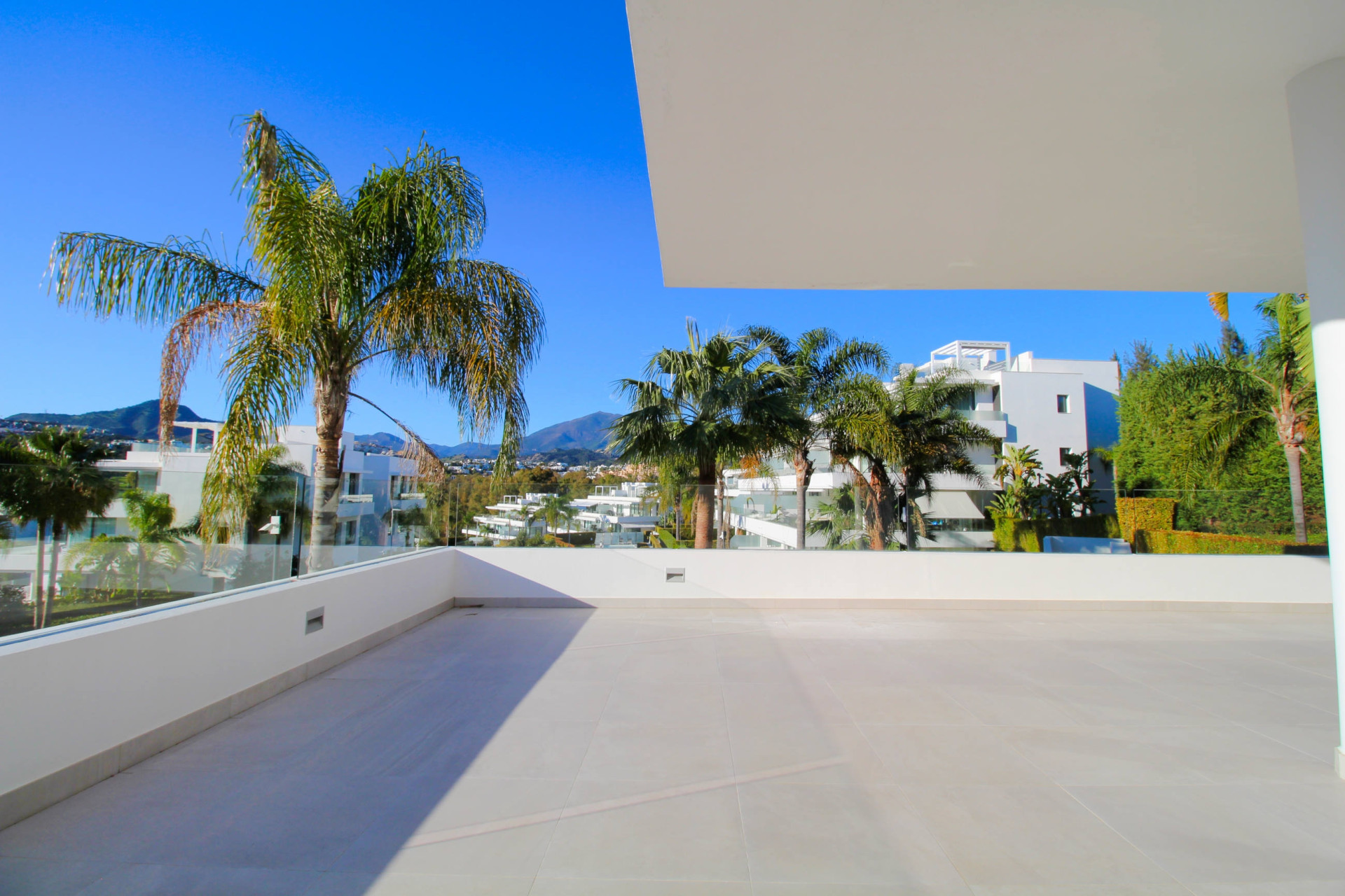 Luxusní apartmán se 3 ložnicemi v komplexu Cataleya, New Golden Mile, Estepona · Fotografie 37