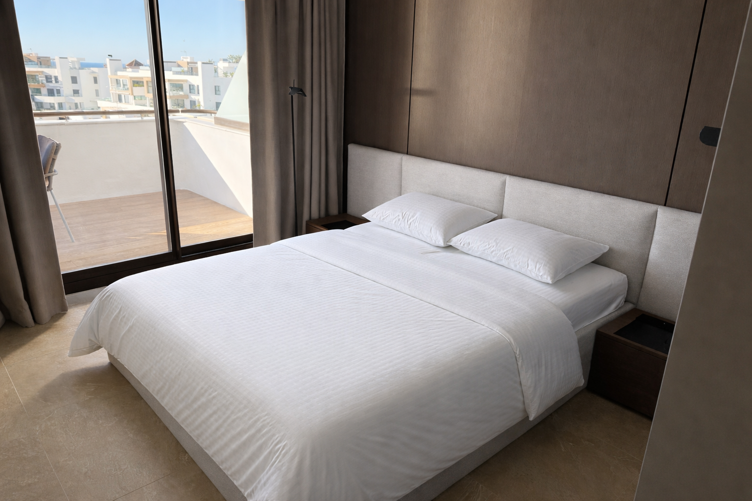 Luxury Penthouse with Rooftop Jacuzzi & Panoramic Sea Views – 115 m² Terraces | Estepona · Photo 9