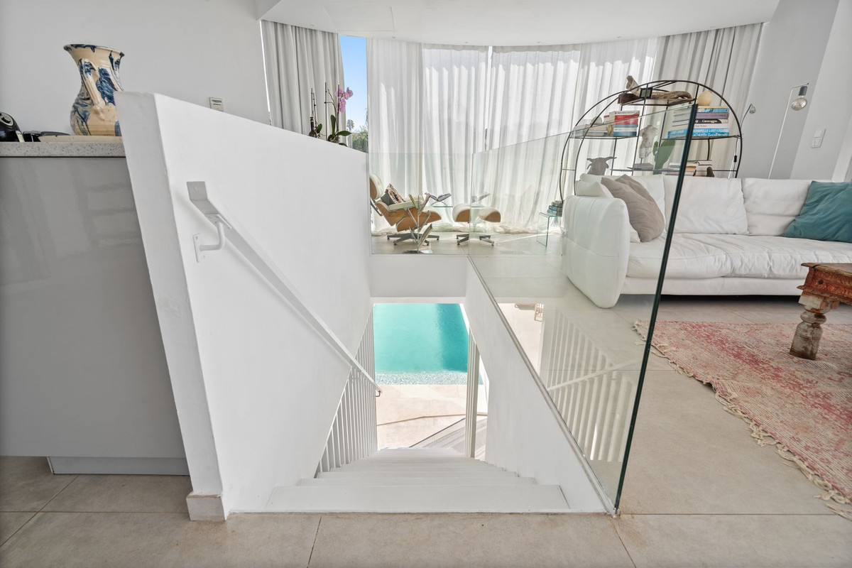 AMAZING VILLA IN MARBELLA · Photo 13