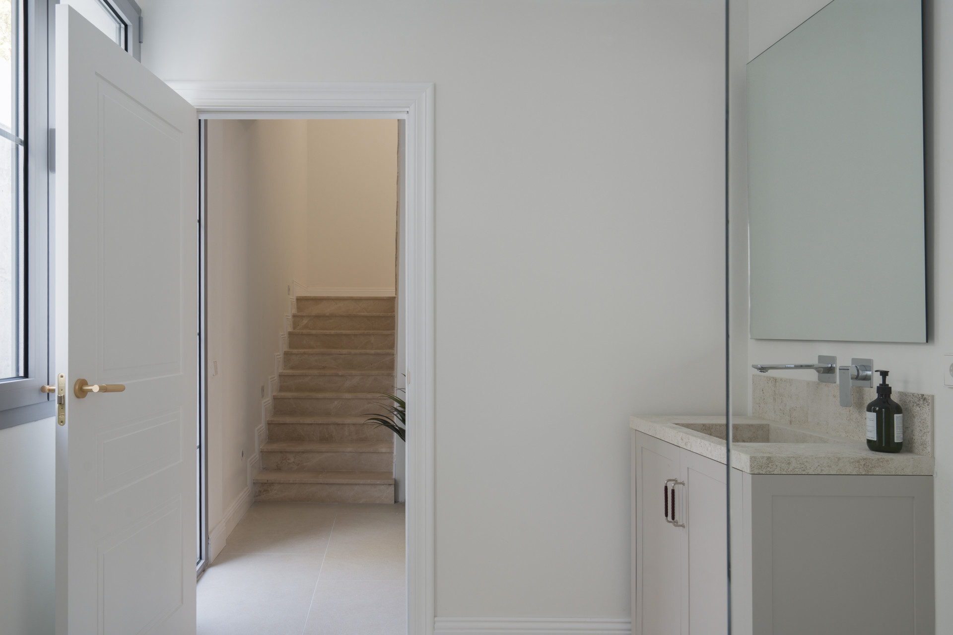 Stunning newly built family villa in Los Arqueros · Photo 35
