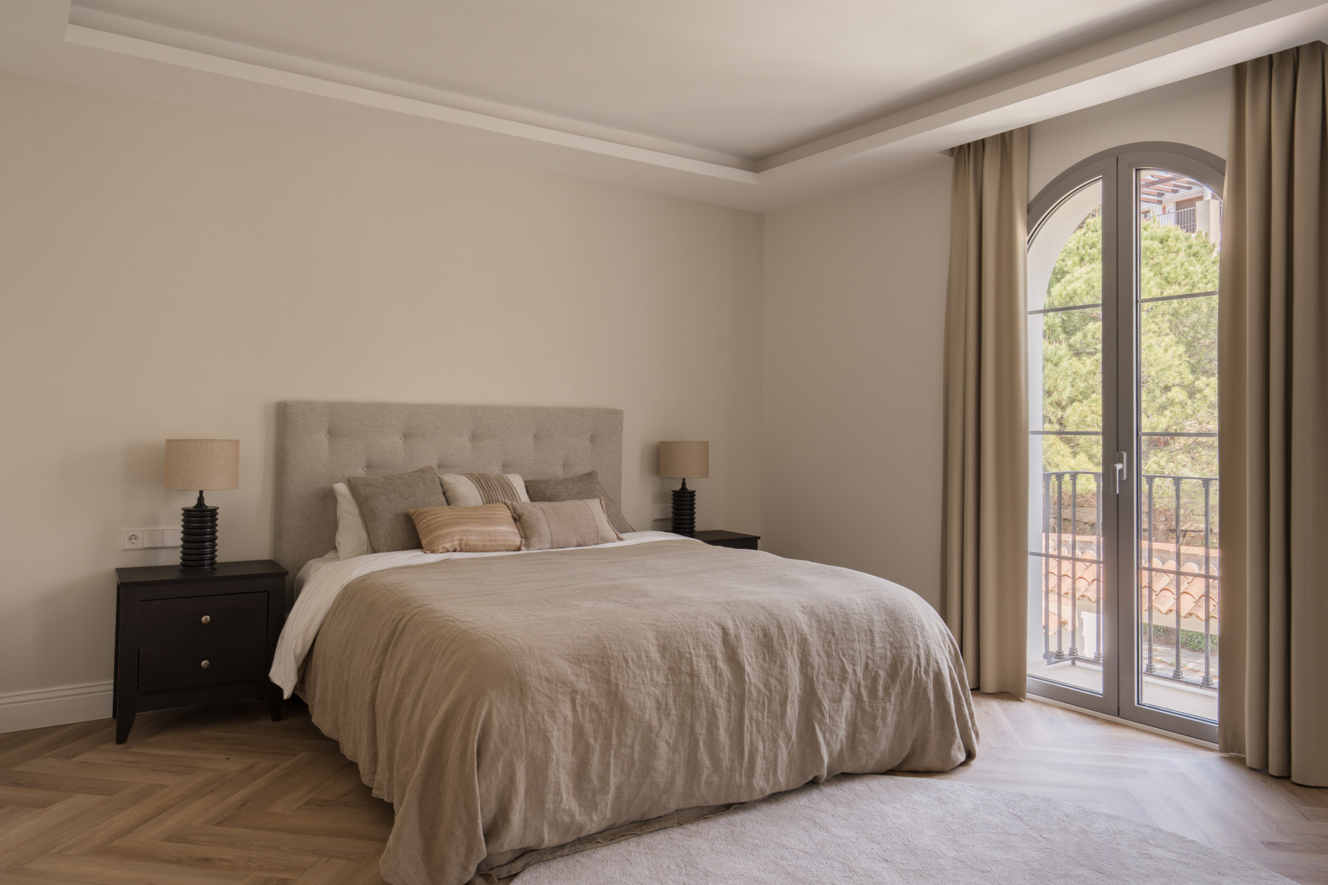 Stunning newly built family villa in Los Arqueros · Photo 31