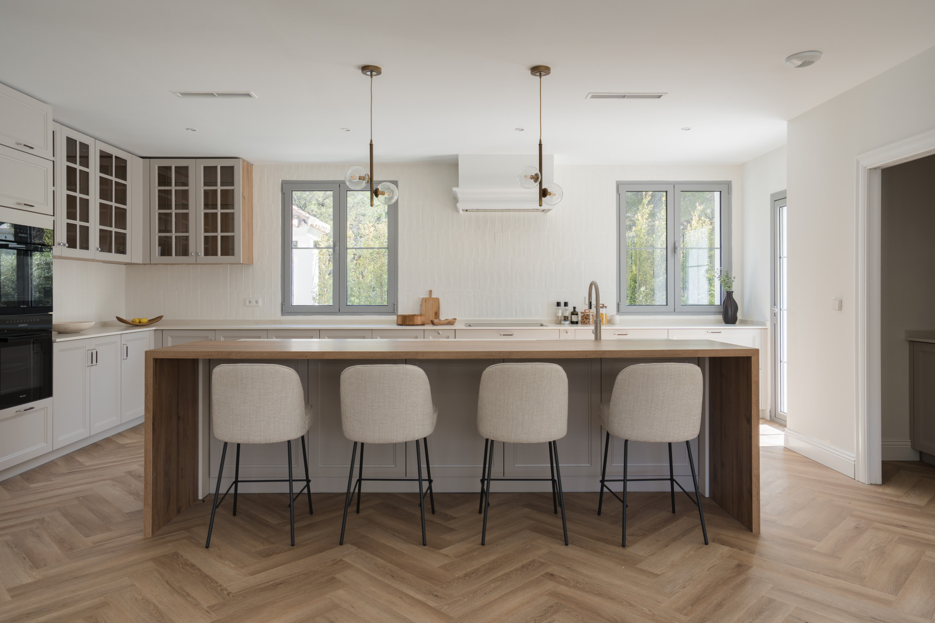 Stunning newly built family villa in Los Arqueros · Photo 9