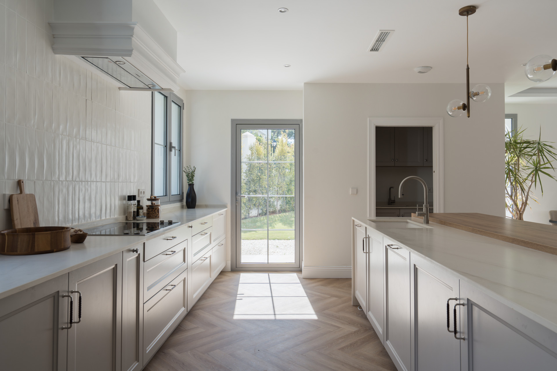Stunning newly built family villa in Los Arqueros · Photo 10