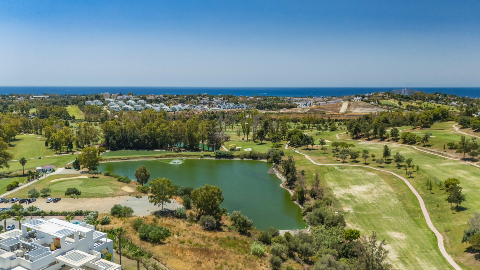 Luxury 2-Bedroom Penthouse with Panoramic Sea & Golf Views – Atalaya Hills · Photo 34