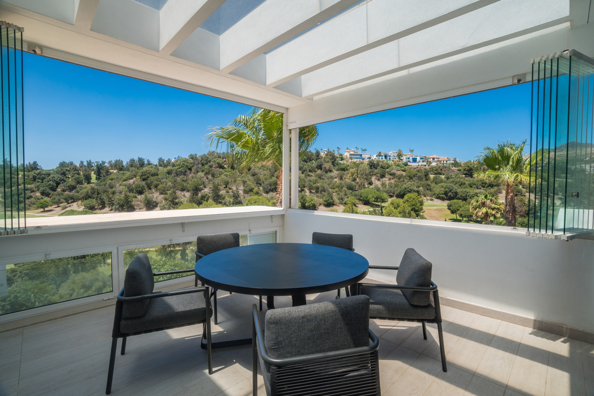 Luxury 2-Bedroom Penthouse with Panoramic Sea & Golf Views – Atalaya Hills · Photo 25