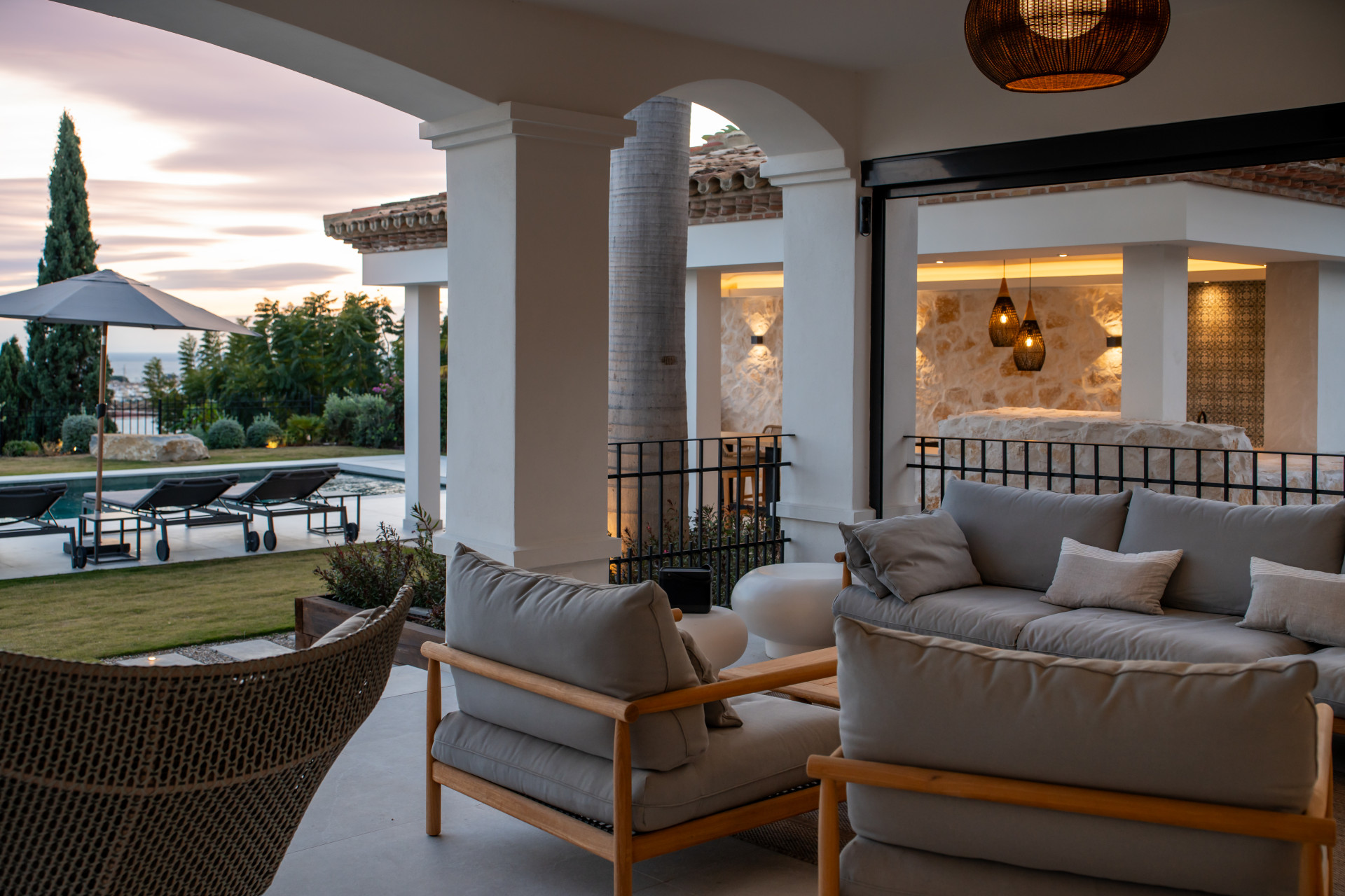 Exquisite Modern Andalusian Masterpiece with Panoramic Sea Views – Los Flamingos, Benahavís · Photo 41