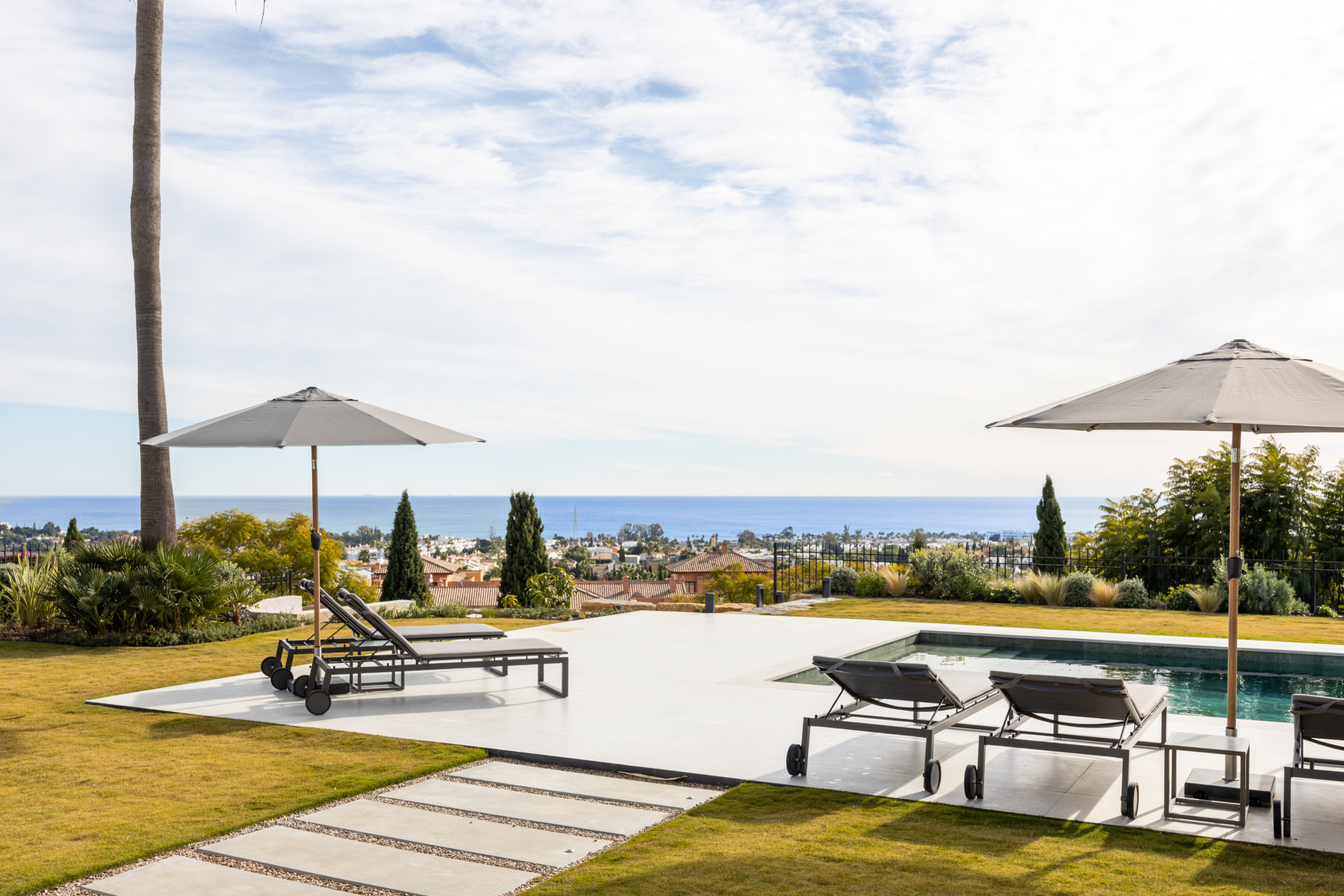 Exquisite Modern Andalusian Masterpiece with Panoramic Sea Views – Los Flamingos, Benahavís · Photo 39