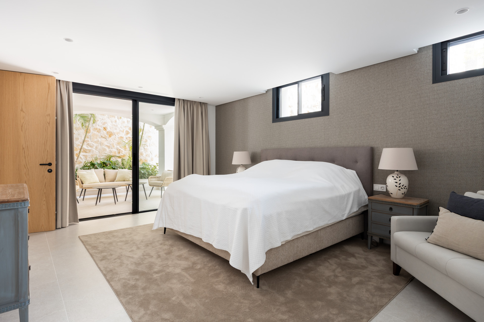 Exquisite Modern Andalusian Masterpiece with Panoramic Sea Views – Los Flamingos, Benahavís · Photo 19