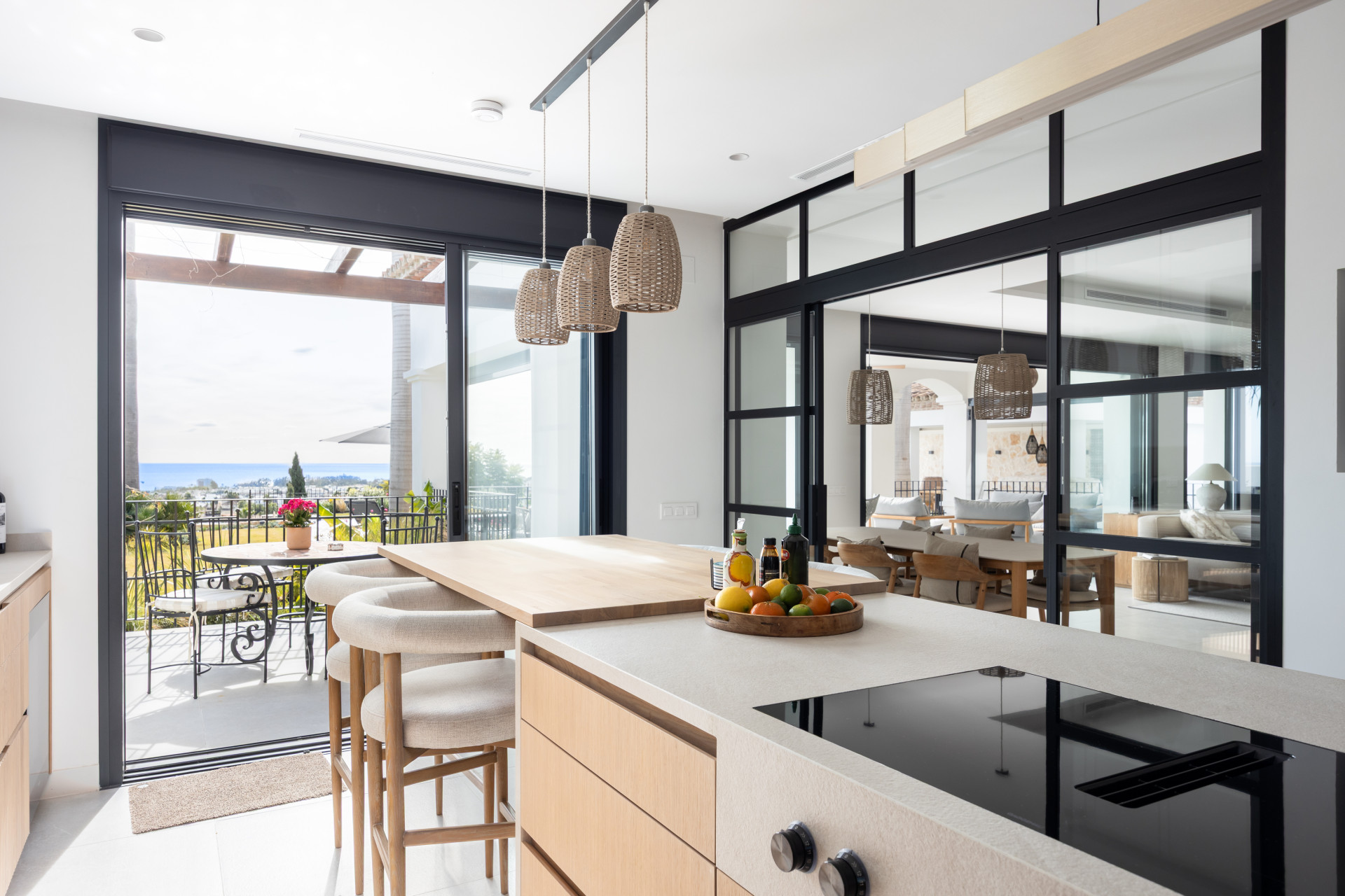 Exquisite Modern Andalusian Masterpiece with Panoramic Sea Views – Los Flamingos, Benahavís · Photo 8