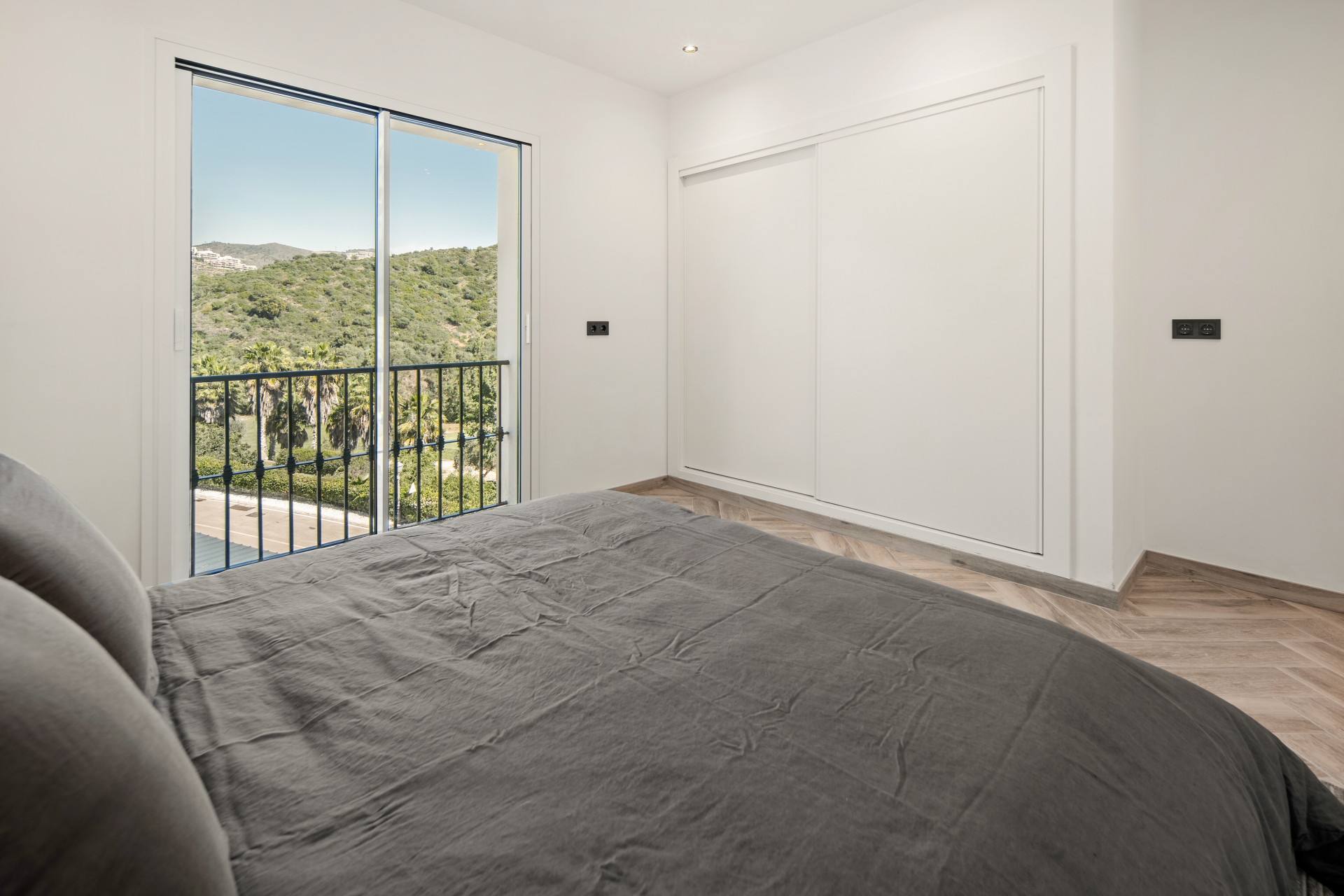 Luxury Penthouse with Sea Views – La Quinta · Photo 25