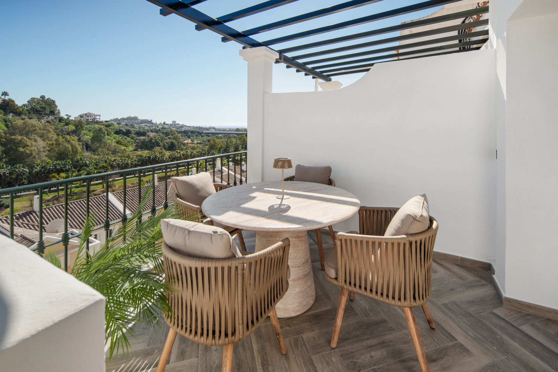 Luxury Penthouse with Sea Views – La Quinta · Photo 12