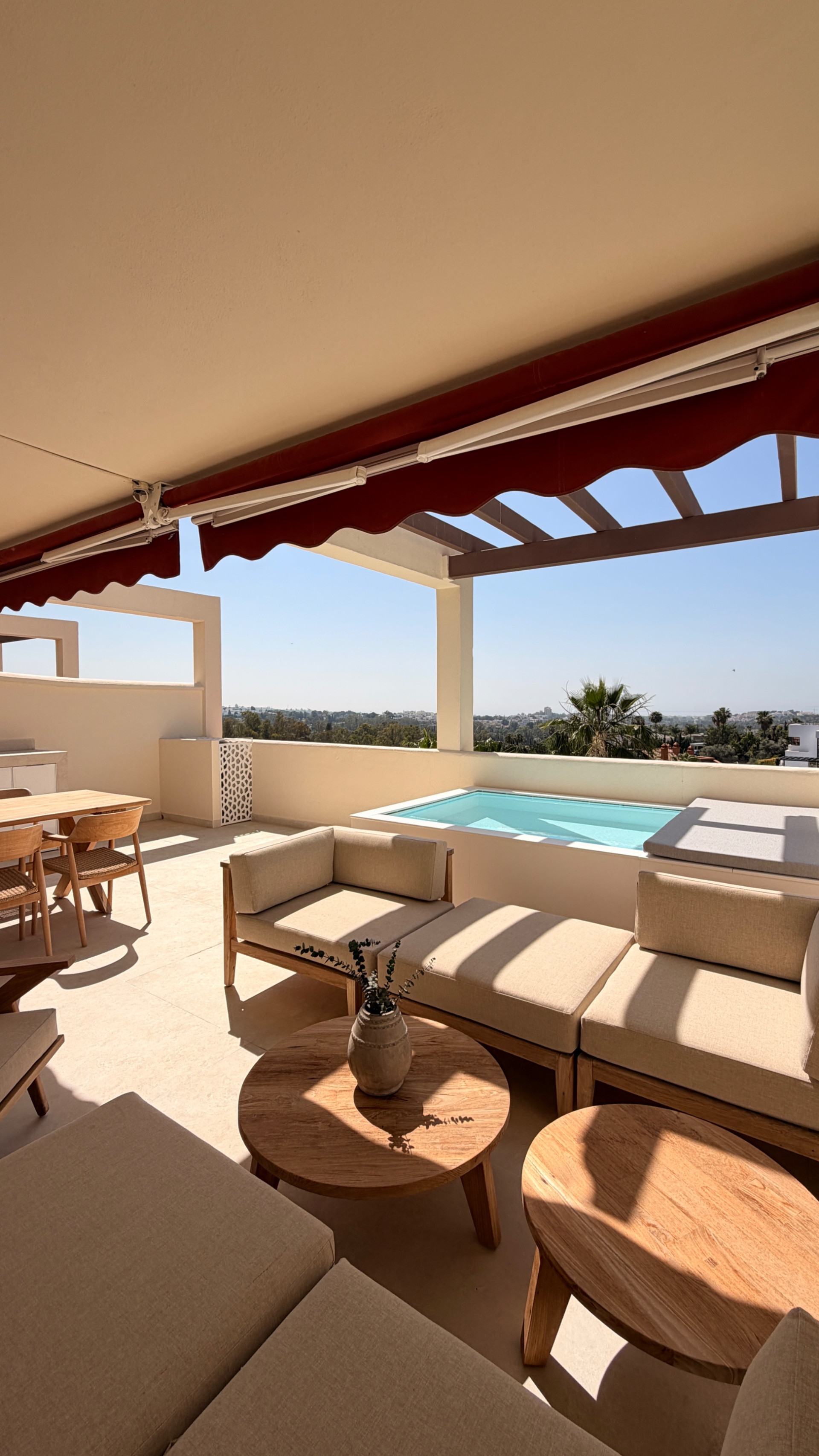 Renovated 3 Bedroom Apartment with sea & mountain views in Nueva Andalucía · Photo 29