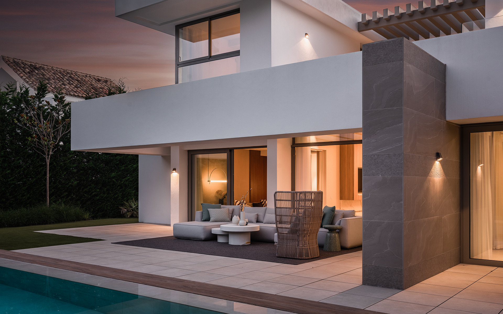 Elegant Contemporary Villa with 5 En-Suite Bedrooms in El Paraíso, New Golden Mile, Marbella · Photo 23