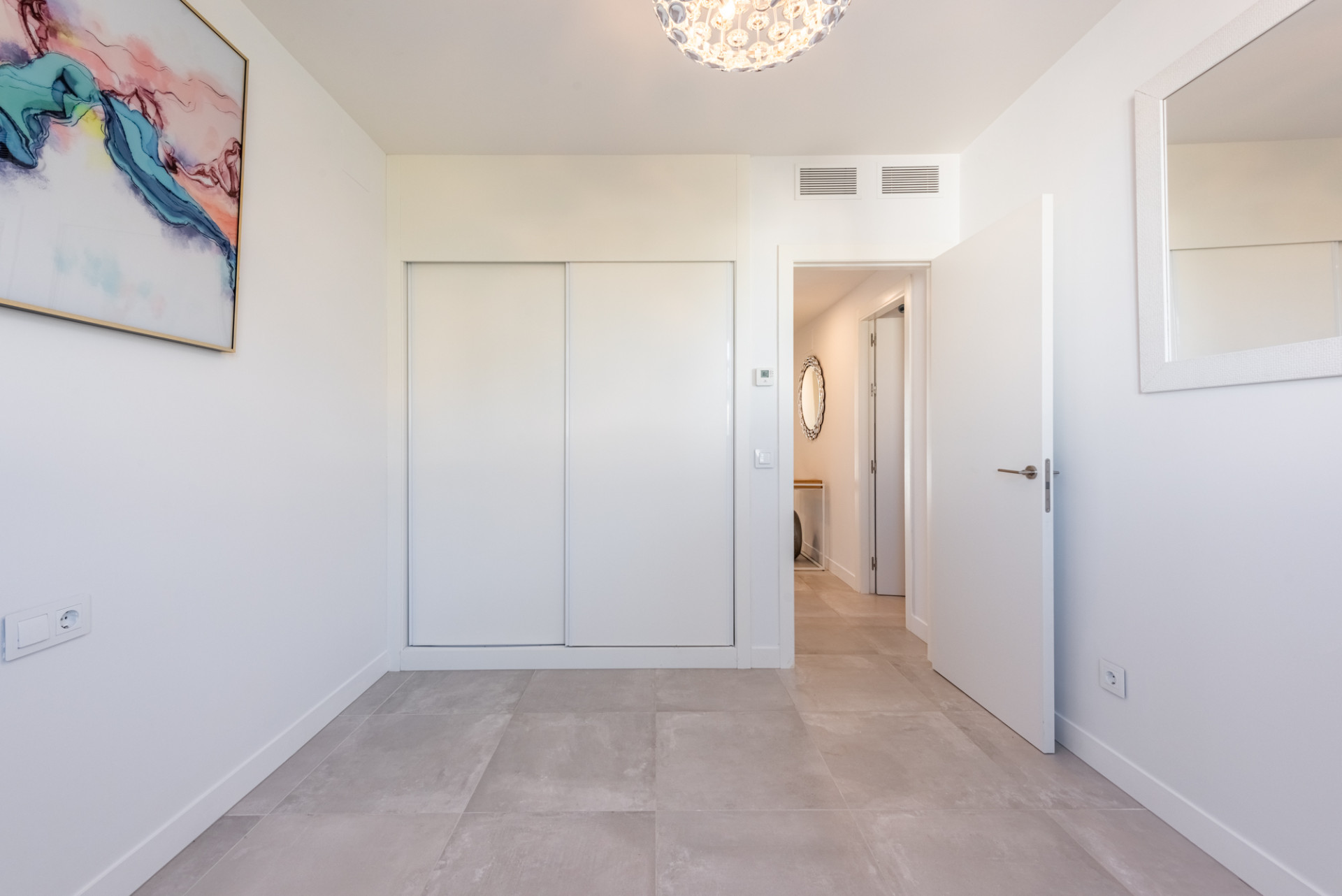 Stylish 2 bedrooms apartment with terrace and sea  views in Panoramica, El Higueron with Tourist Licence · Photo 13