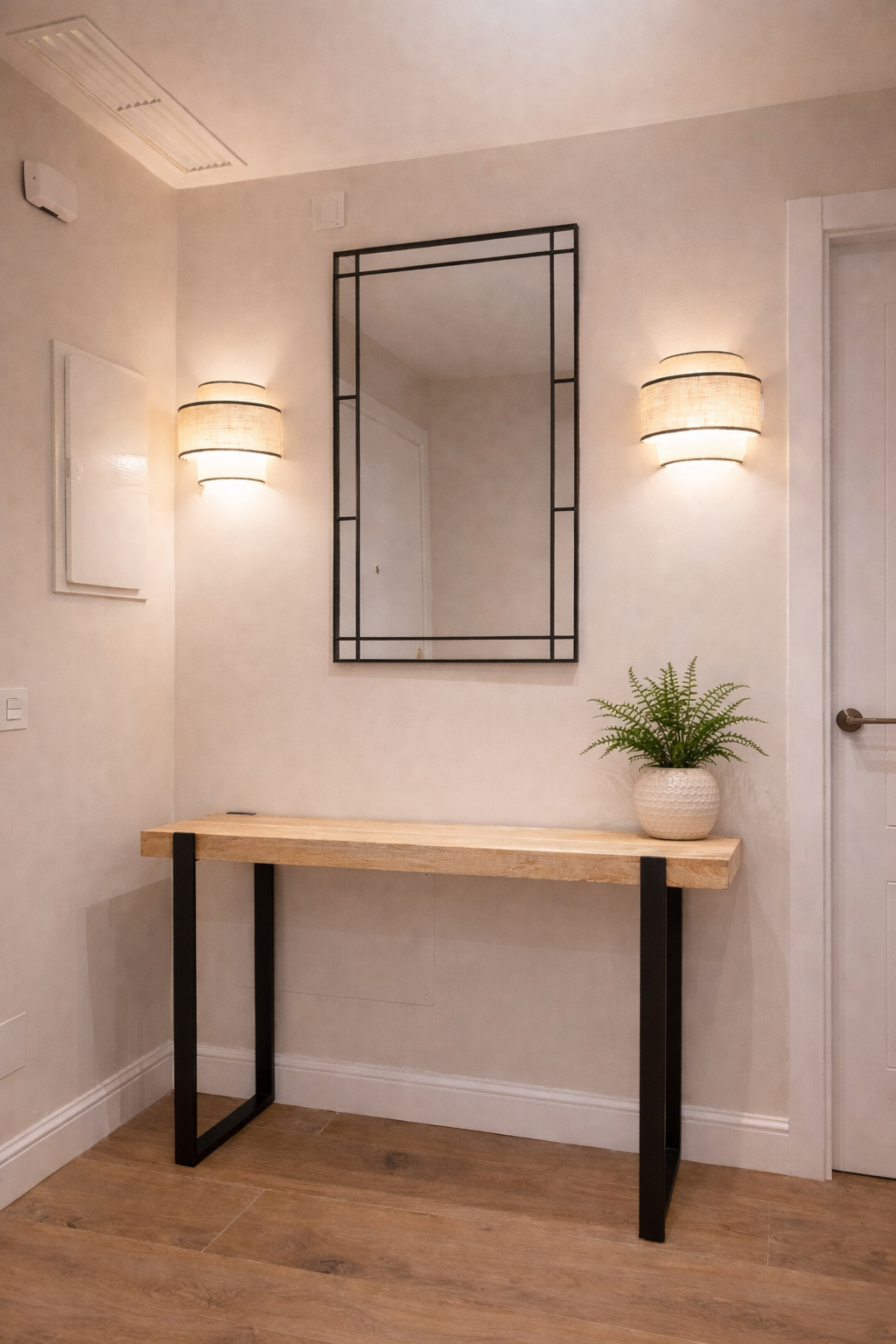 Fully Renovated and Furnished 3-Bedroom Apartment – Puerto de Estepona · Photo 15