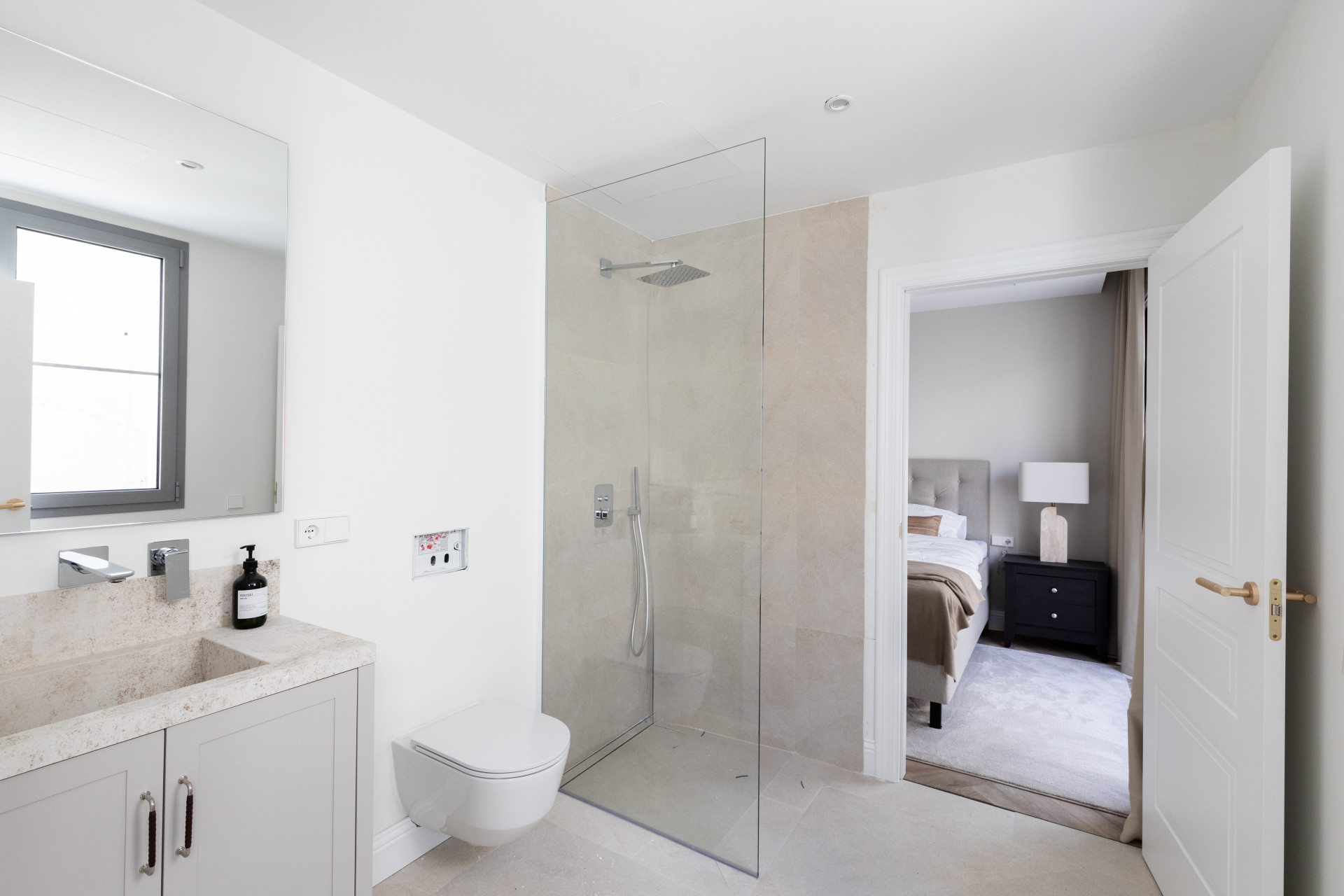 Refined contemporary residence set within the prestigious Los Arqueros community in Benahavís · Photo 20