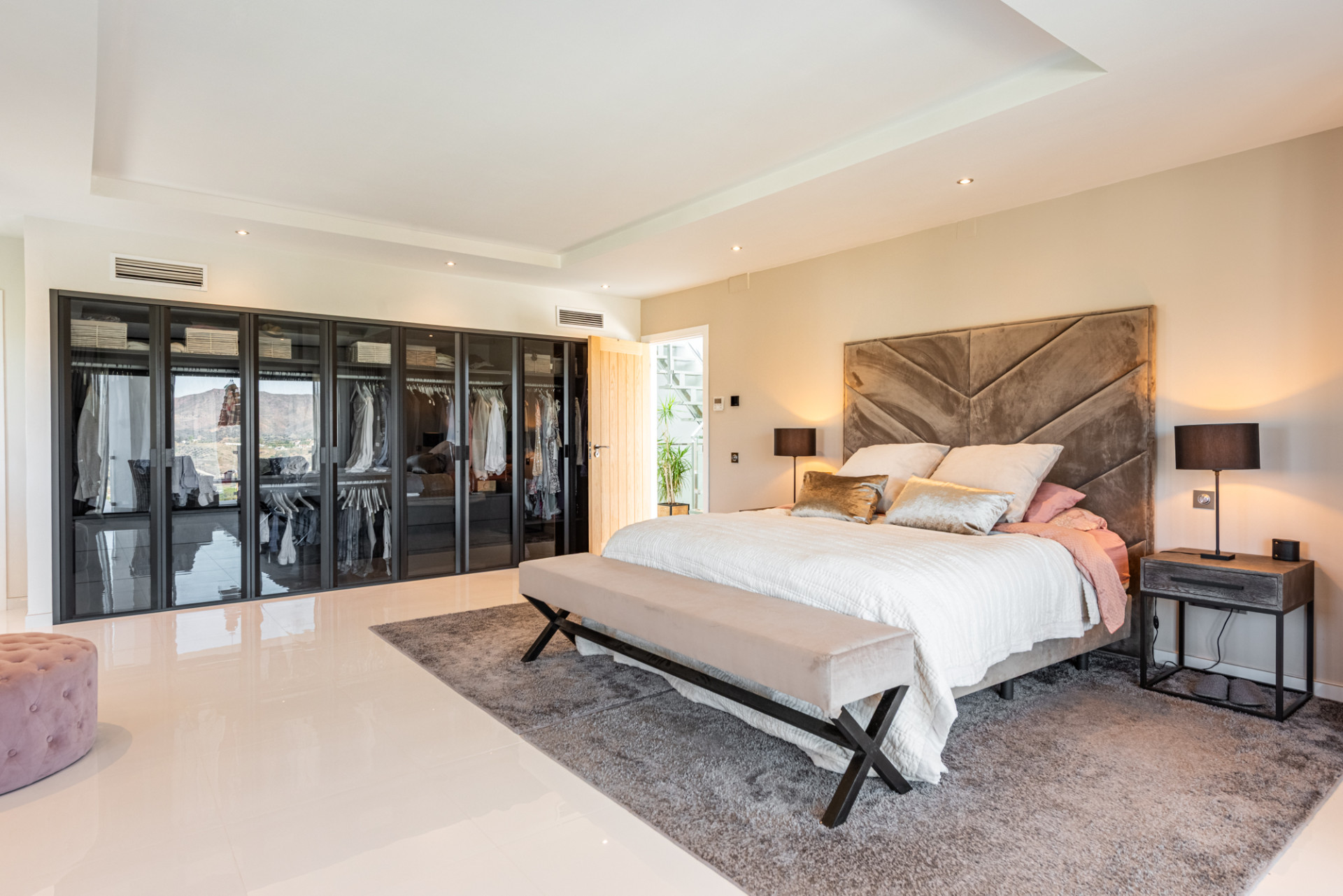 Exclusive Golf Lifestyle Villa with Panoramic Views in La Cala Golf · Photo 22