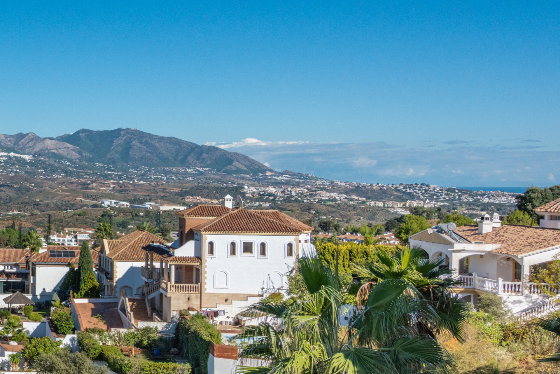 Exclusive Golf Lifestyle Villa with Panoramic Views in La Cala Golf · Photo 58