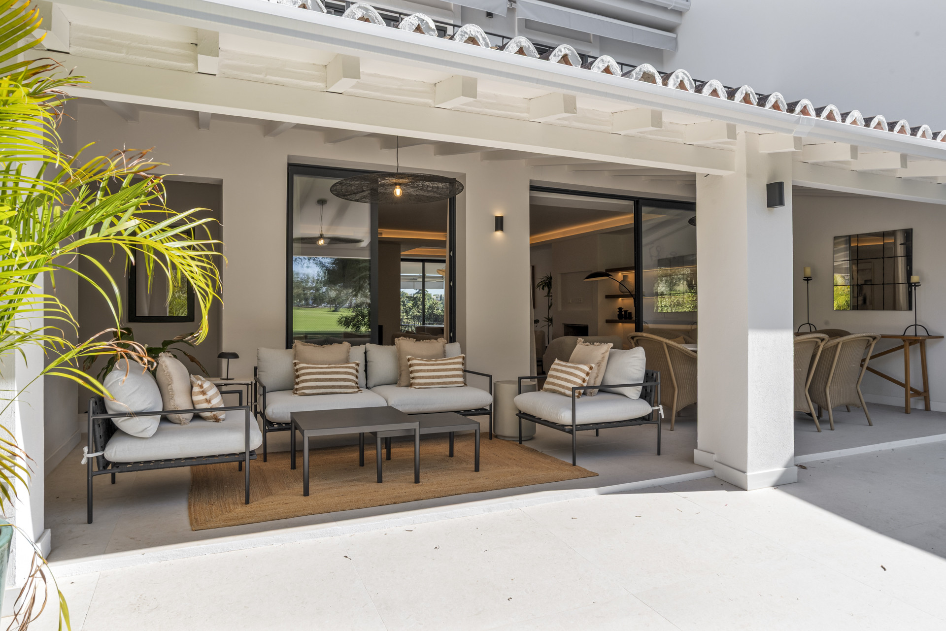 Luxury Frontline Golf Townhouse in Los Olivos, Nueva Andalucía · Photo 16