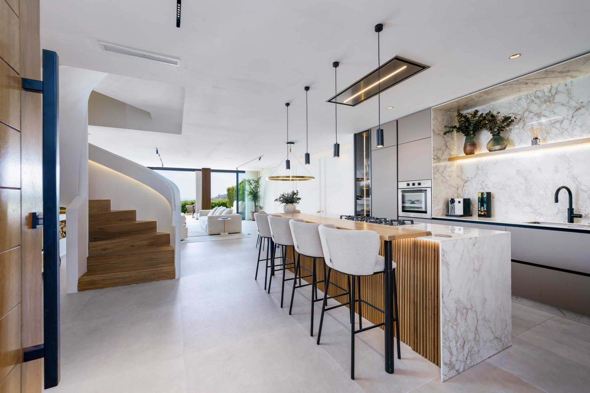 Elegant Renovated Townhouse on Frontline La Quinta Golf with Spectacular Views · Photo 15