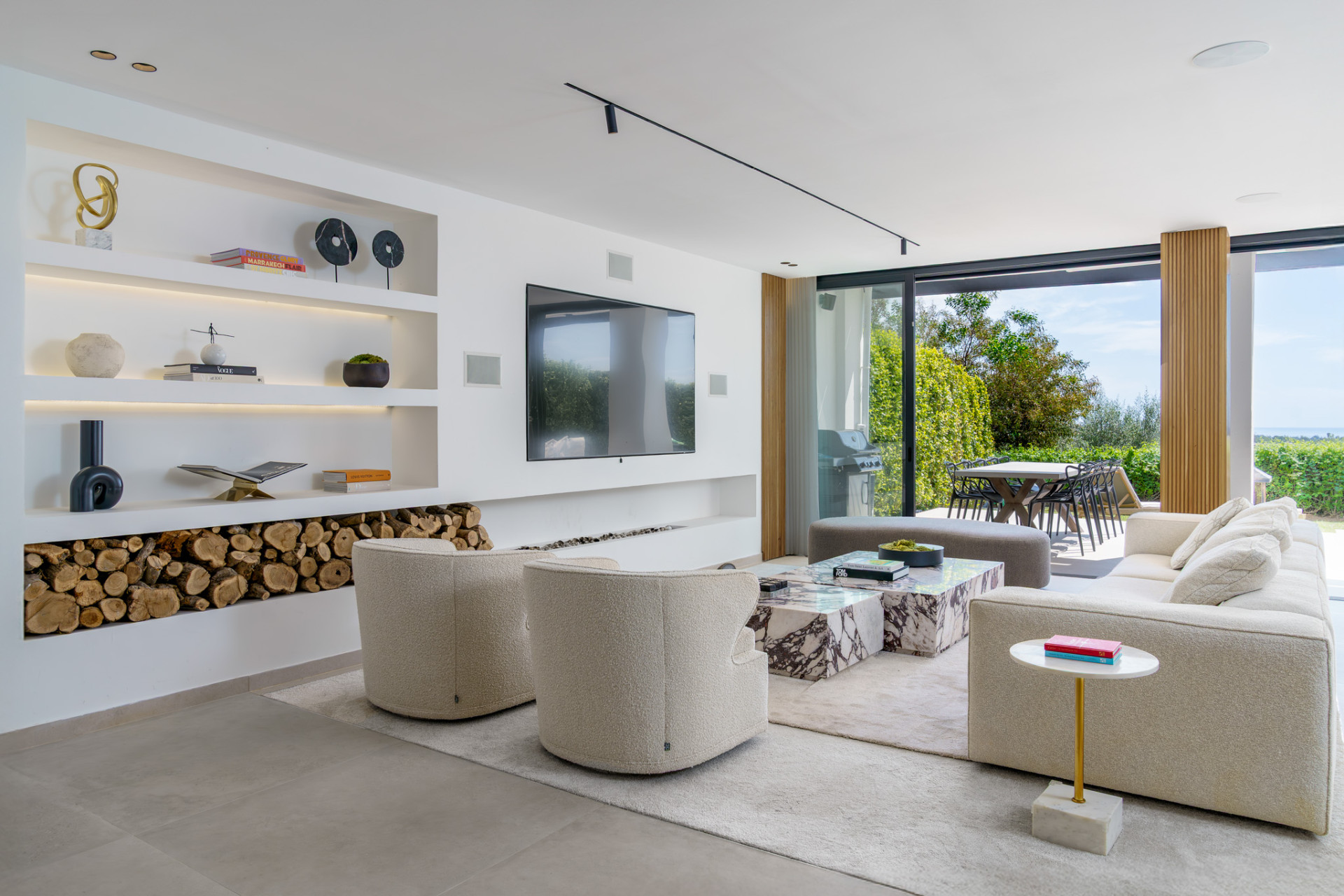 Elegant Renovated Townhouse on Frontline La Quinta Golf with Spectacular Views · Photo 9