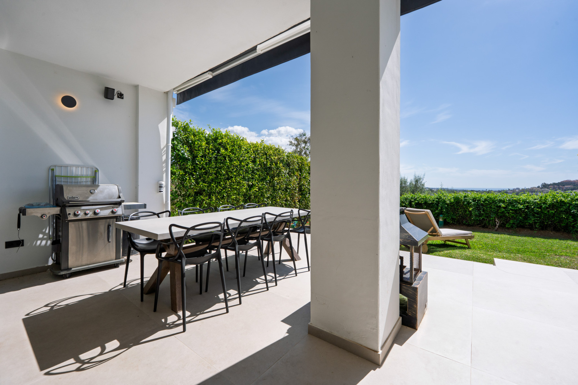Elegant Renovated Townhouse on Frontline La Quinta Golf with Spectacular Views · Photo 8