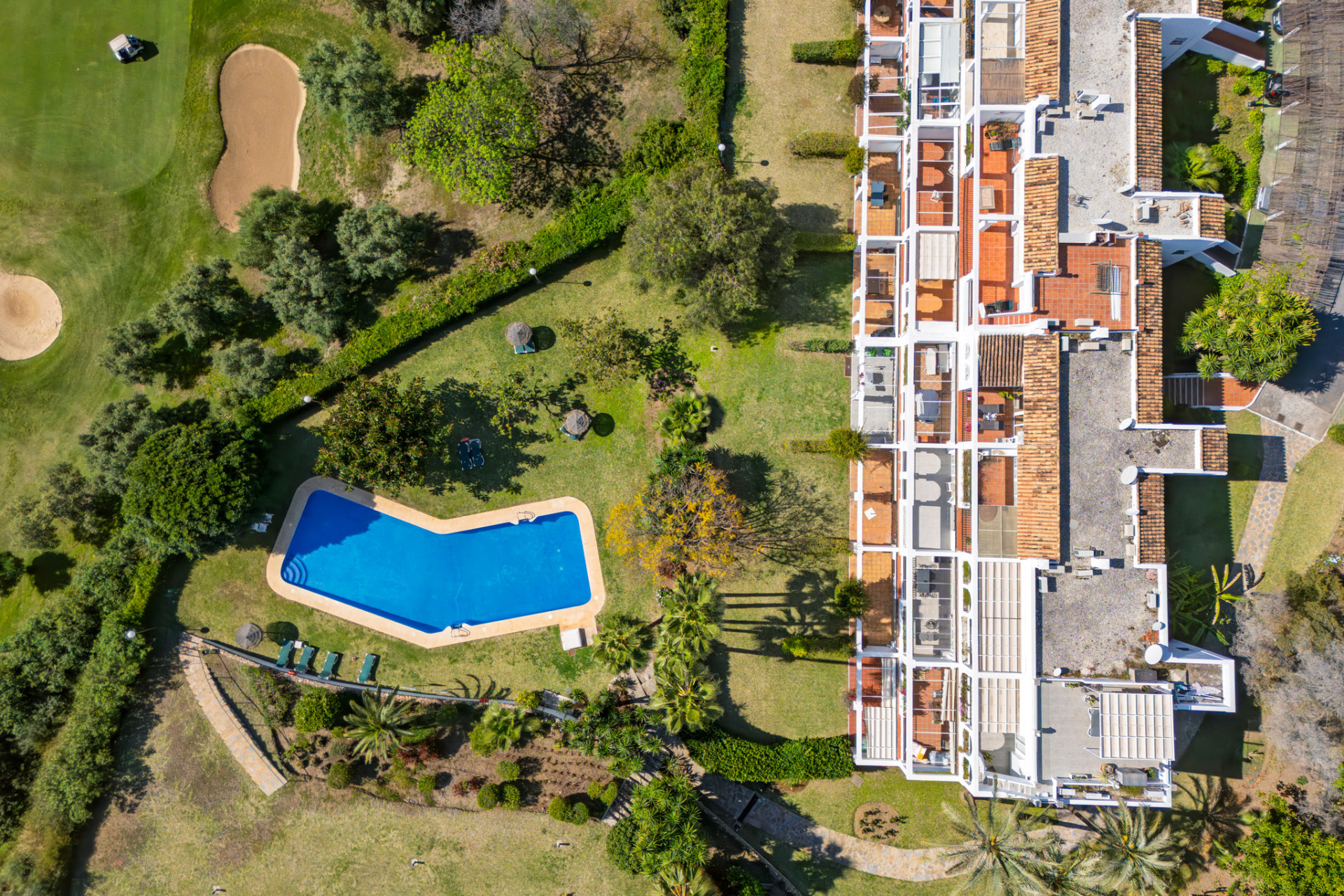 Elegant Renovated Townhouse on Frontline La Quinta Golf with Spectacular Views · Photo 30
