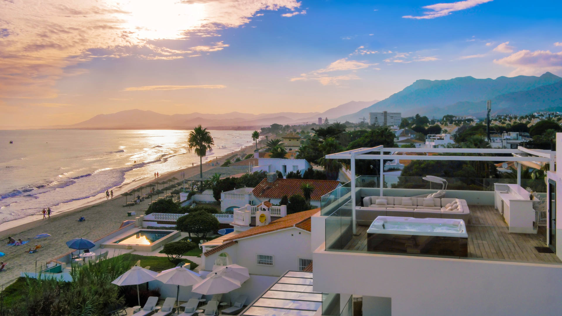Spectacular South-East Facing Beachfront Villa with Direct Sea Access in Costabella, Marbella · Photo 26