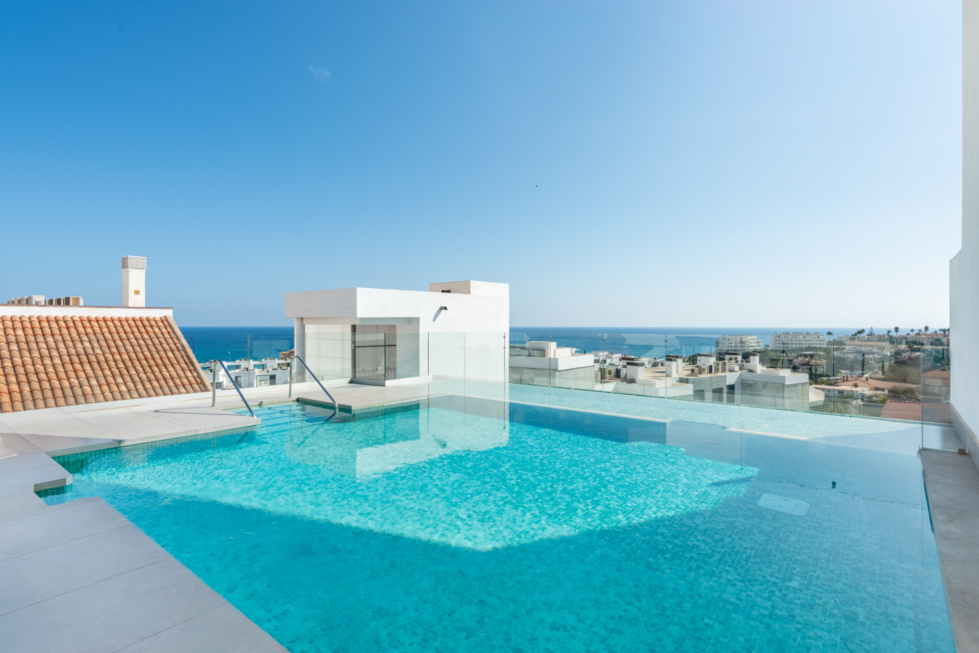 Modern Elegance with Sea and urban views over Fuengirola with turist license · Photo 21