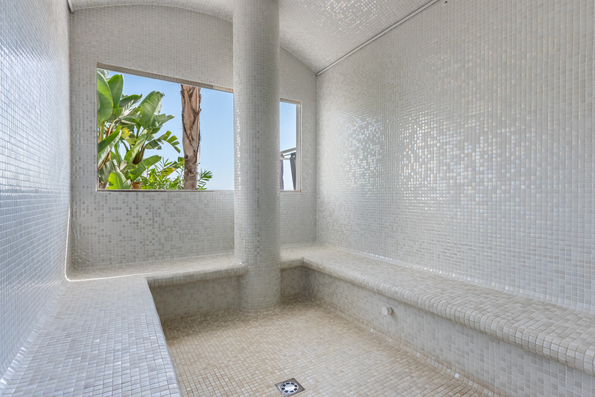 Modern Elegance with Sea and urban views over Fuengirola with turist license · Photo 31